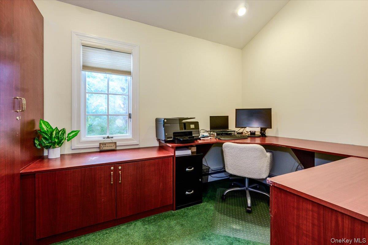 150 Harborview Drive Property Photo 17