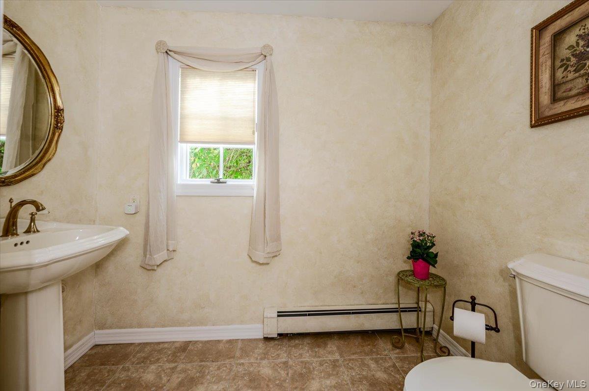 150 Harborview Drive Property Photo 18