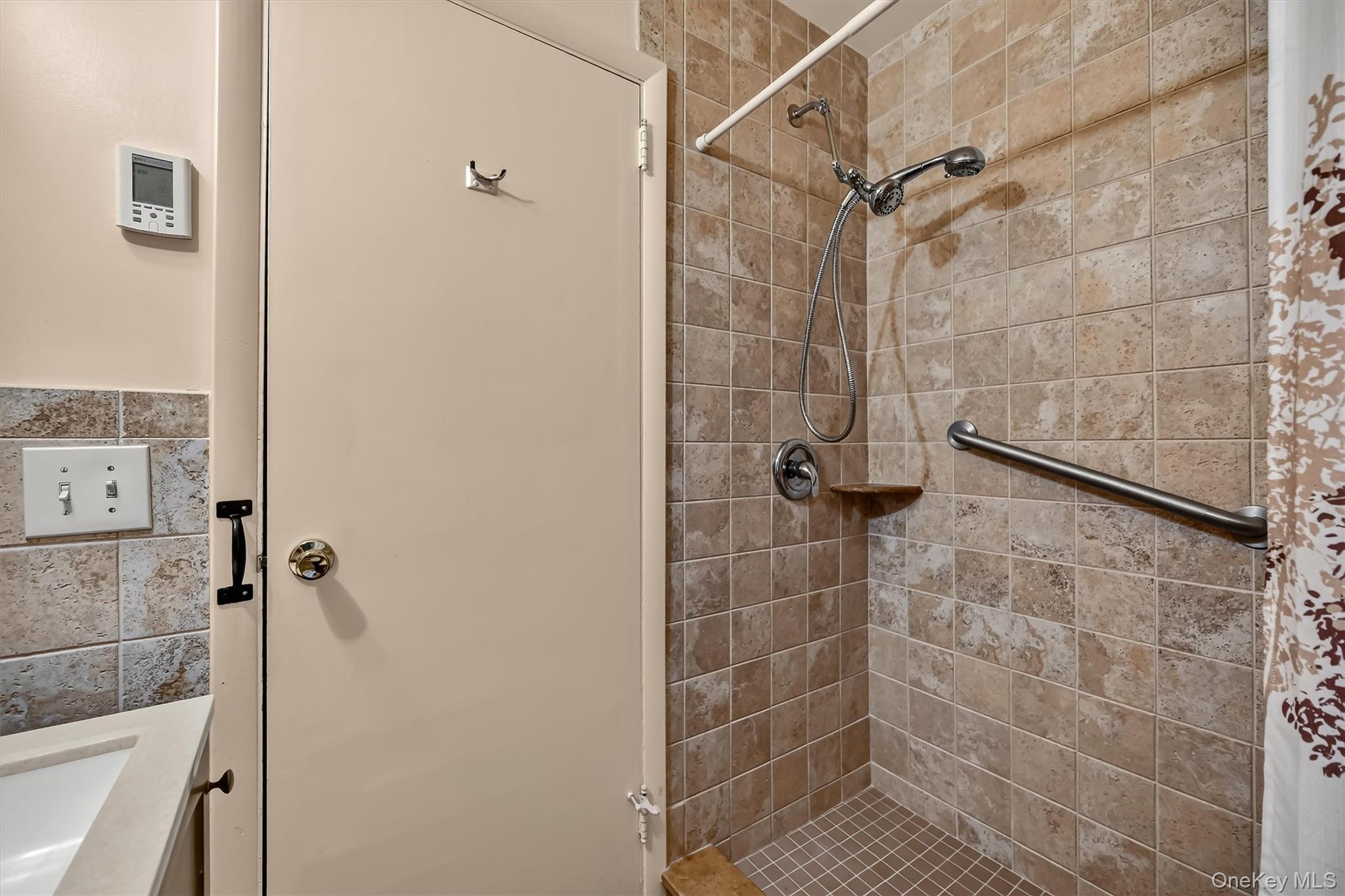 88 Marple Road Extension Property Photo 25