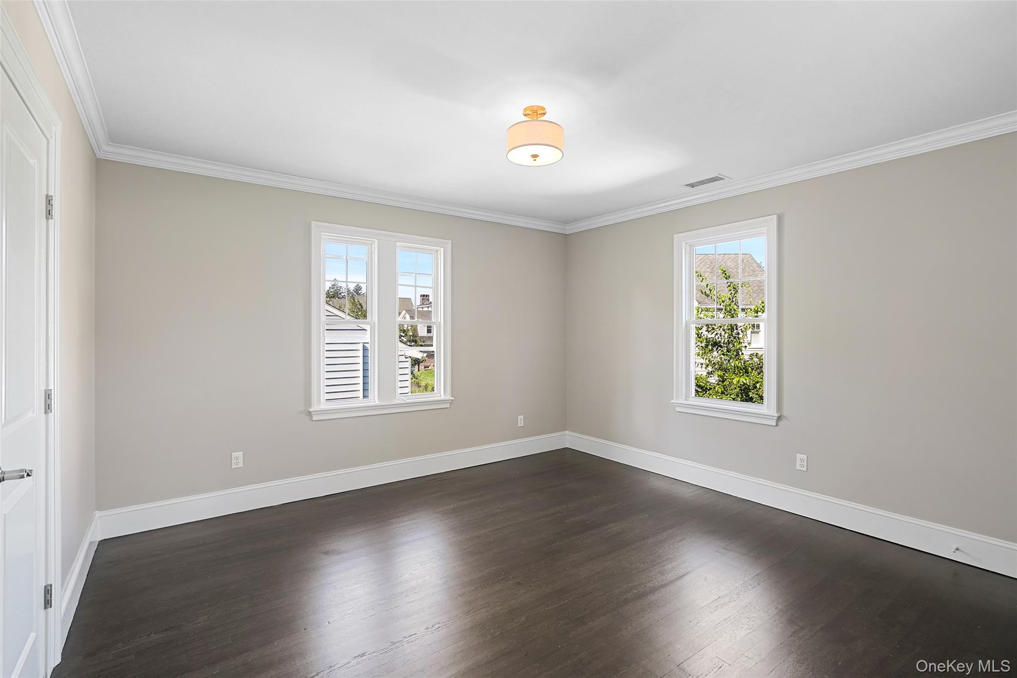 288 Crestwood Avenue Property Photo 14
