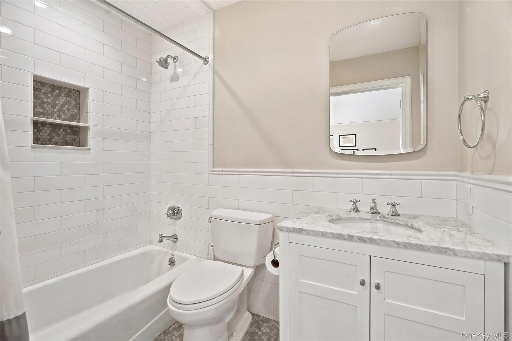 16 Hampton Road Property Photo 31