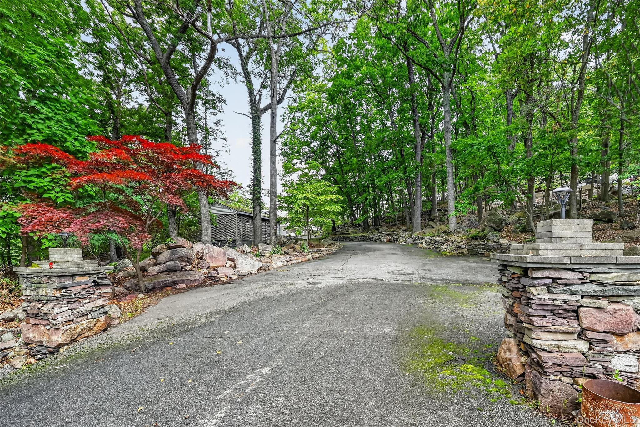15 Overlook Drive Property Photo 3