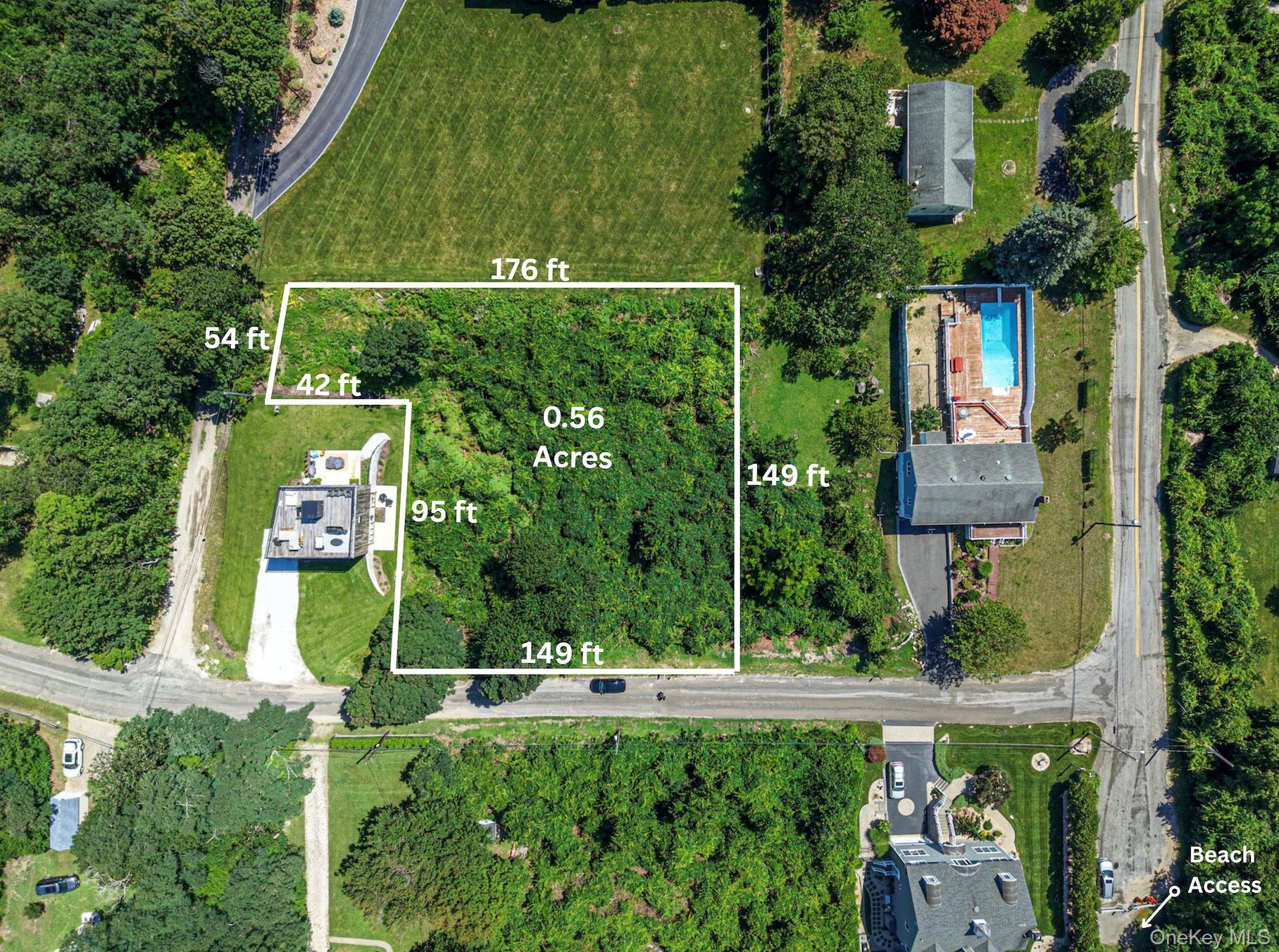 400 Aquaview Avenue Property Photo 3