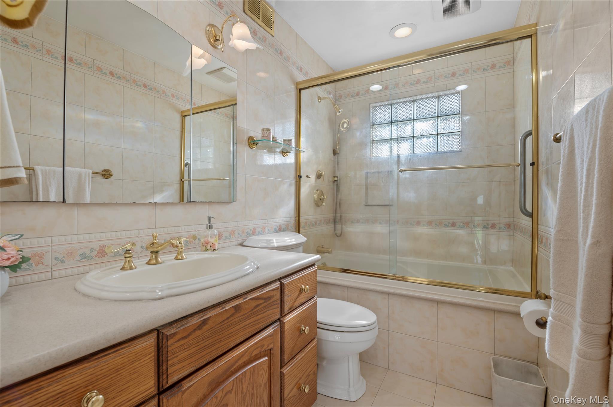 2718 Riverside Drive Property Photo 23