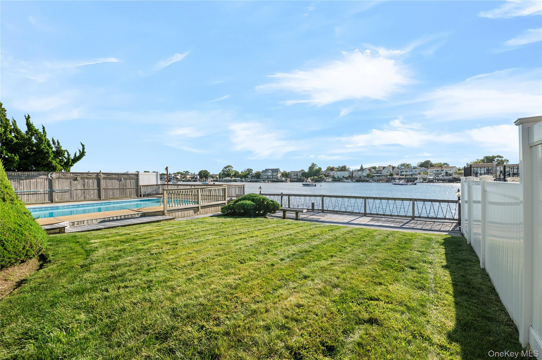 2718 Riverside Drive Property Photo 39
