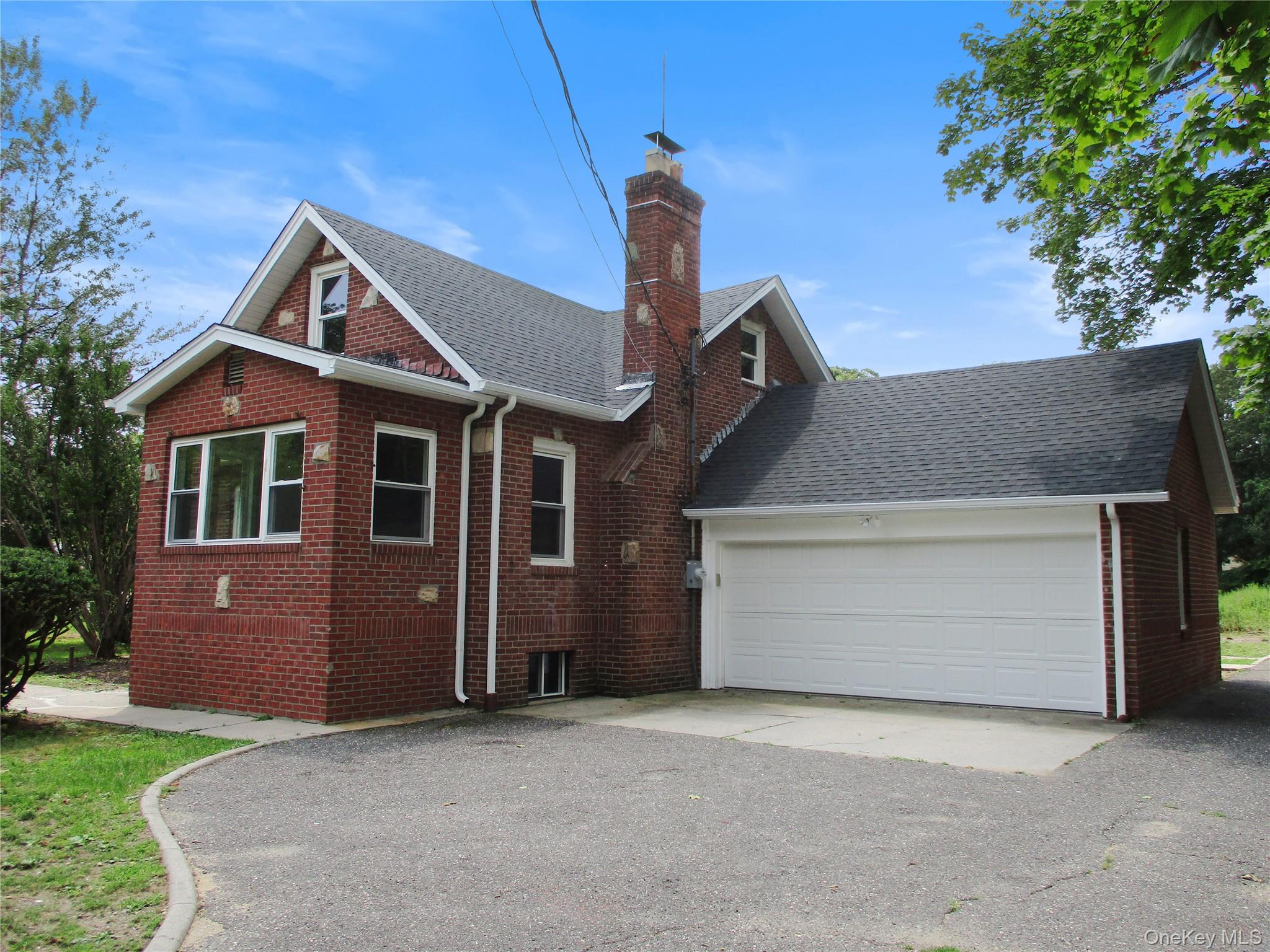 554 Mill Road Property Photo 4