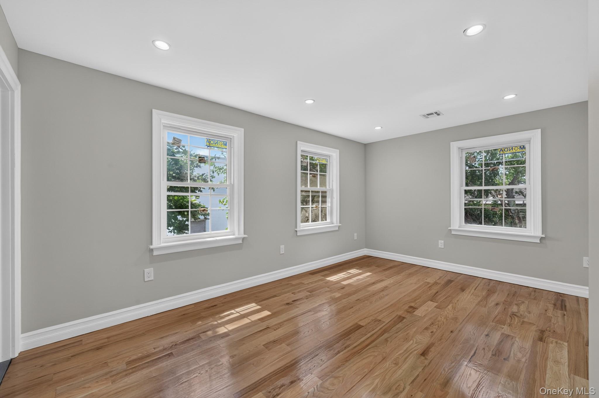 13426 154th Street Property Photo 9