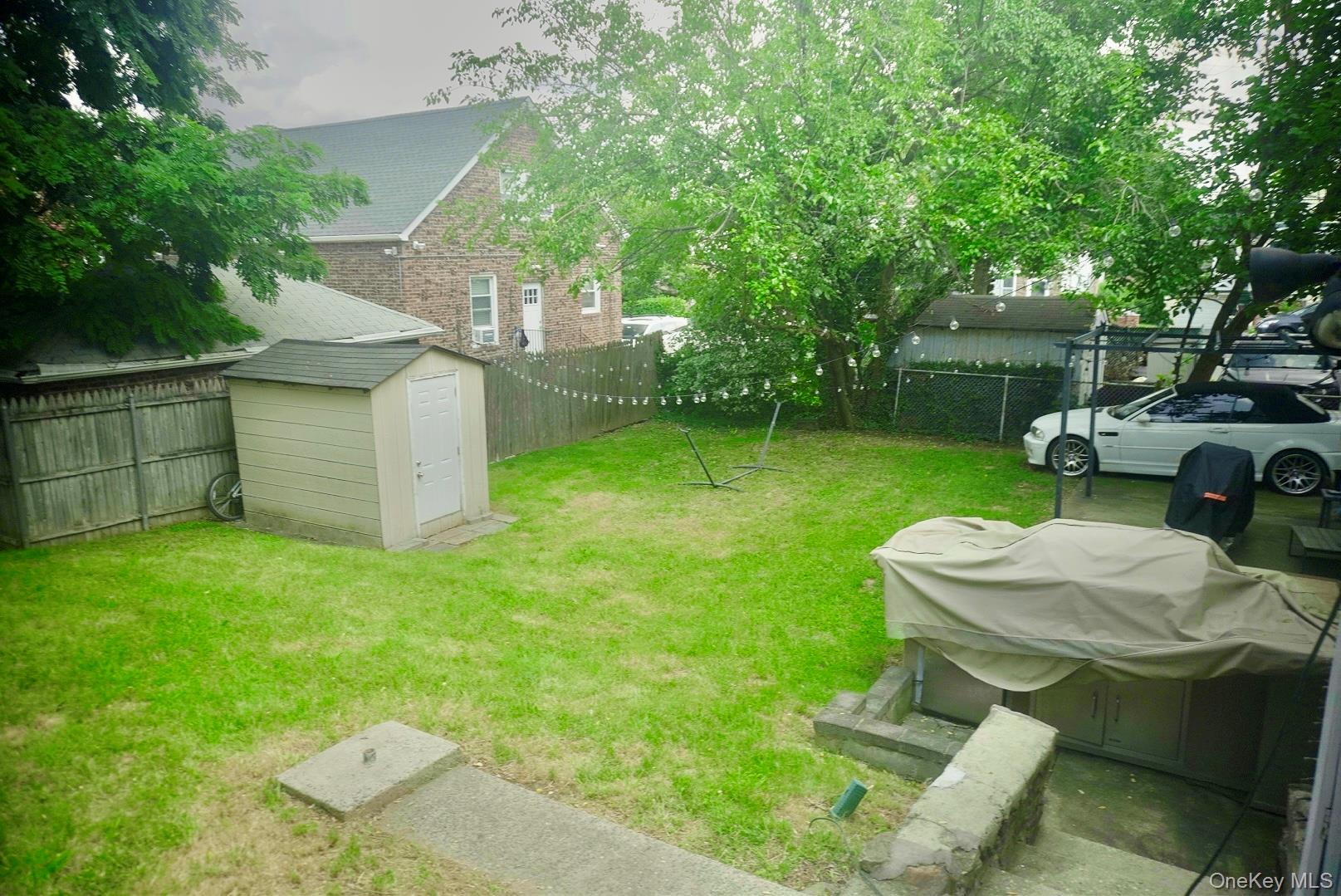 930 Mile Square Road Property Photo 4