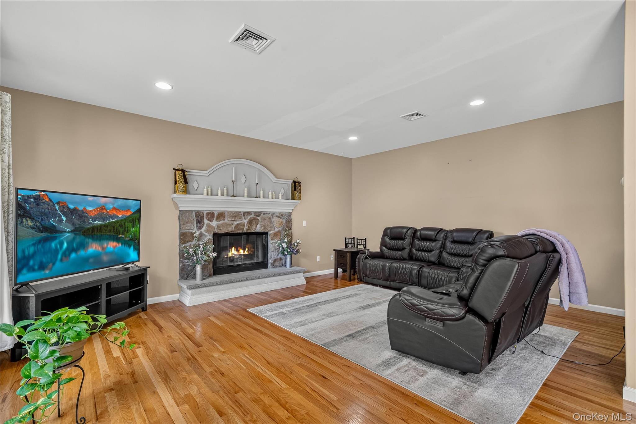 15 Winston Place Property Photo 16