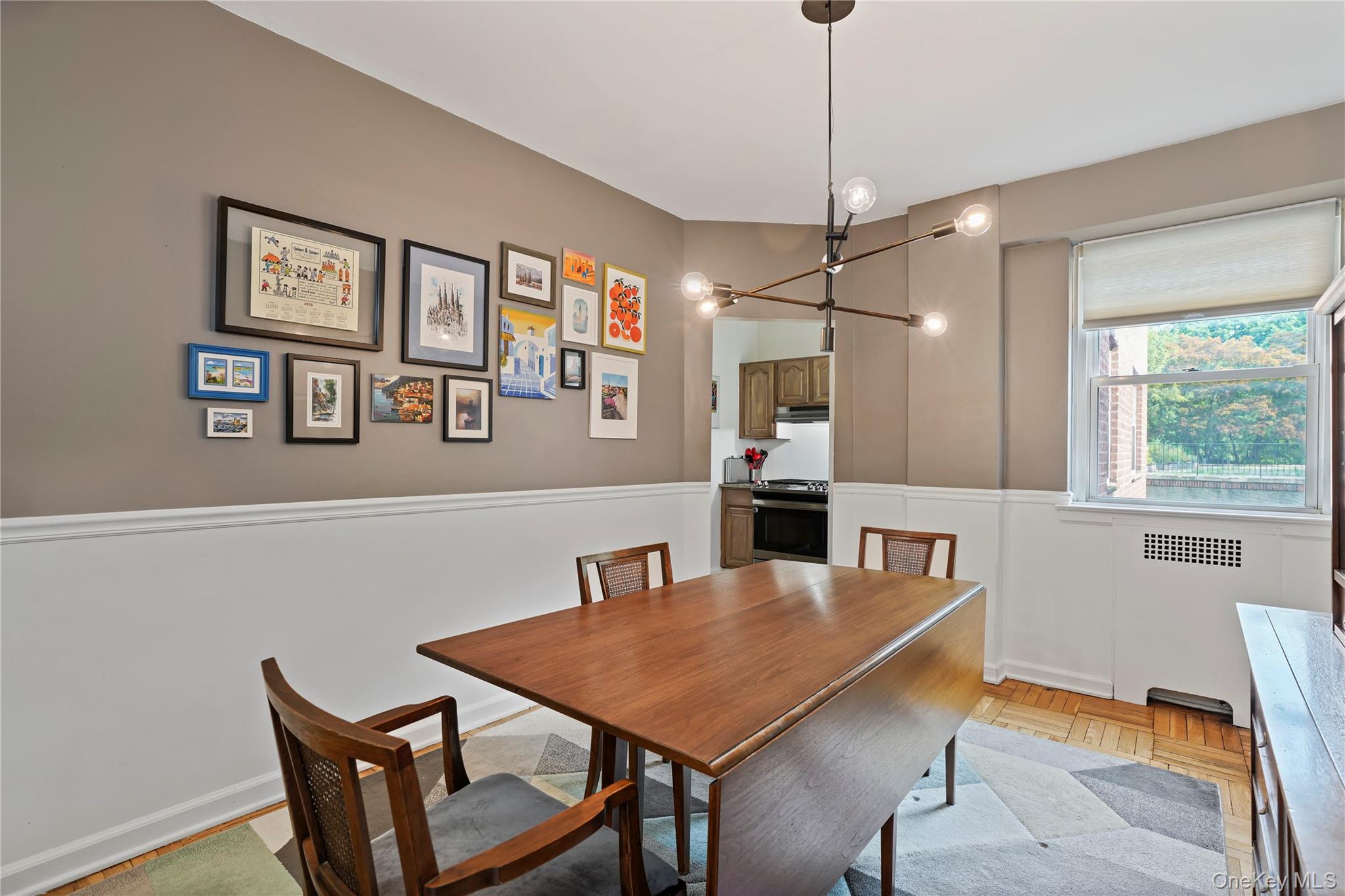 235 Garth Road E1g Property Photo 5
