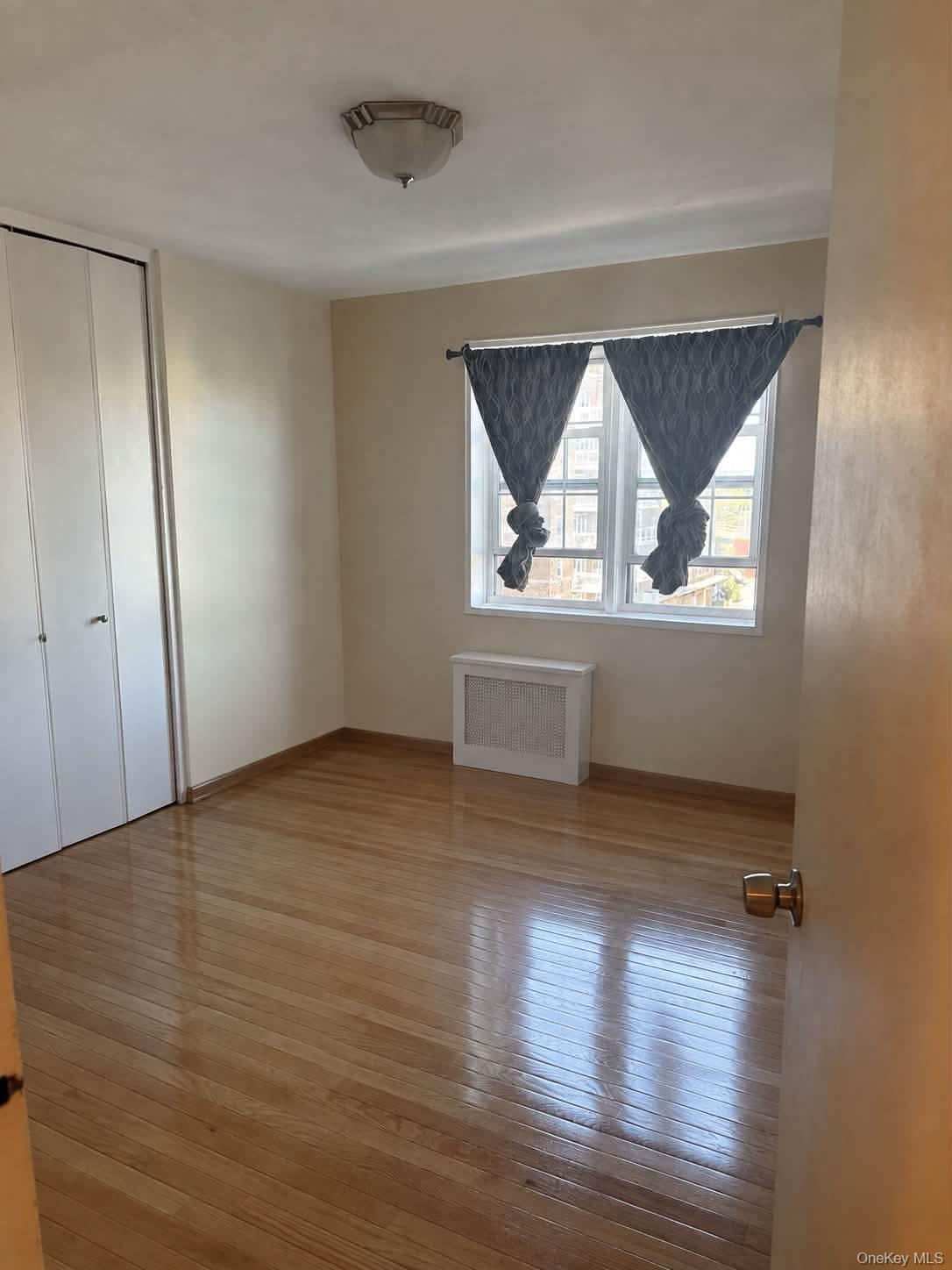 86-11 151st Avenue 4k Property Photo 11