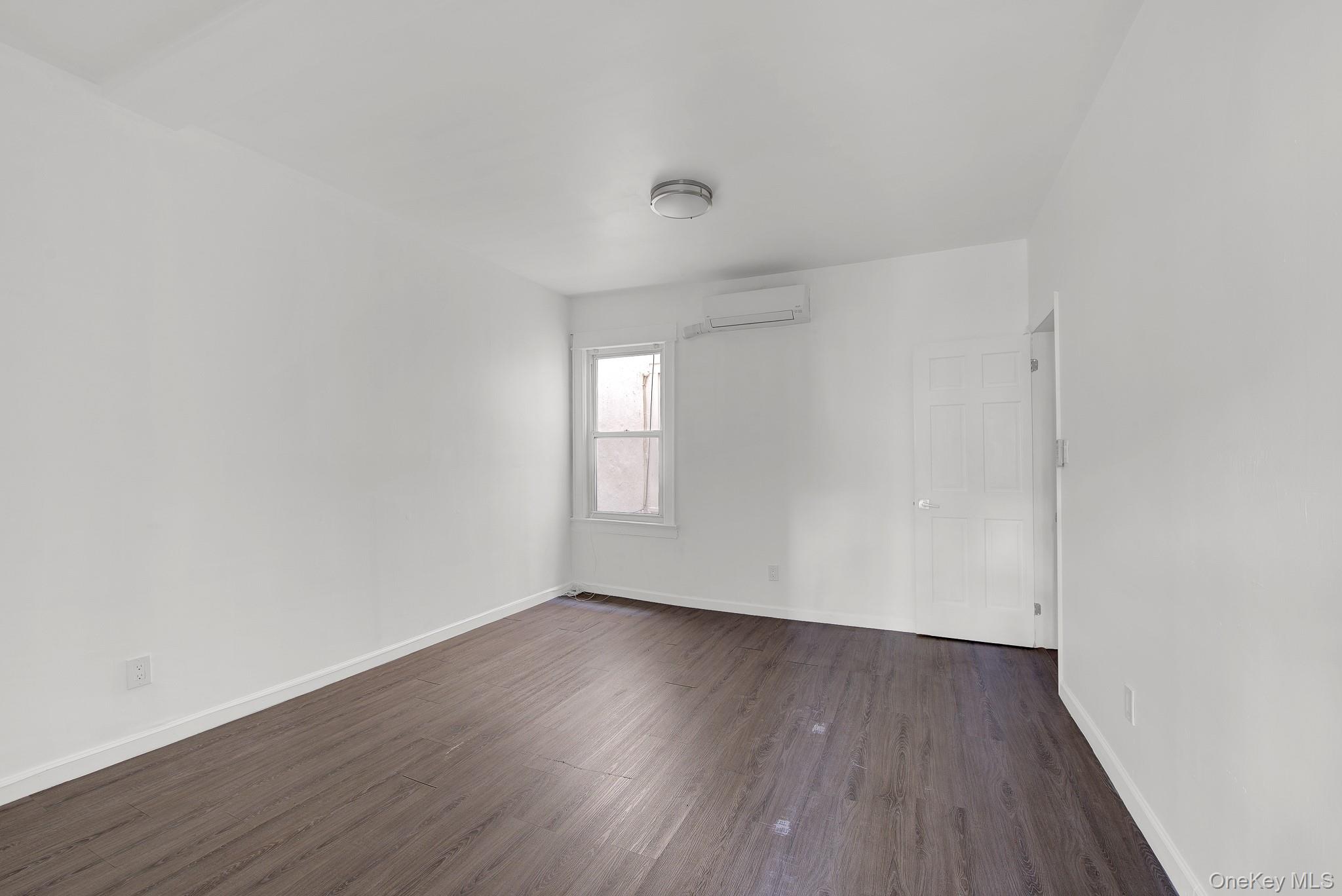 7111 68th Street Property Photo 7