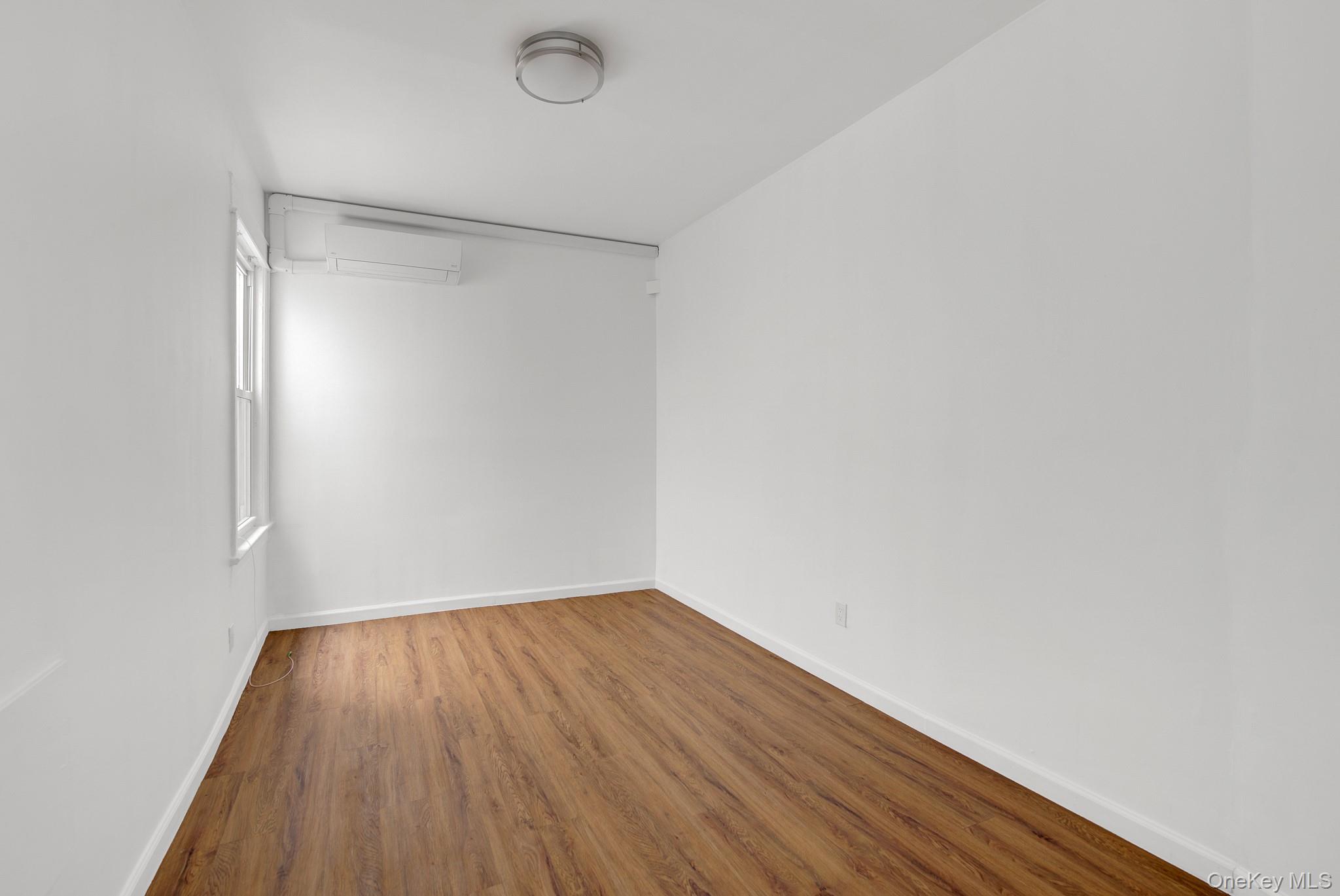 7111 68th Street Property Photo 10