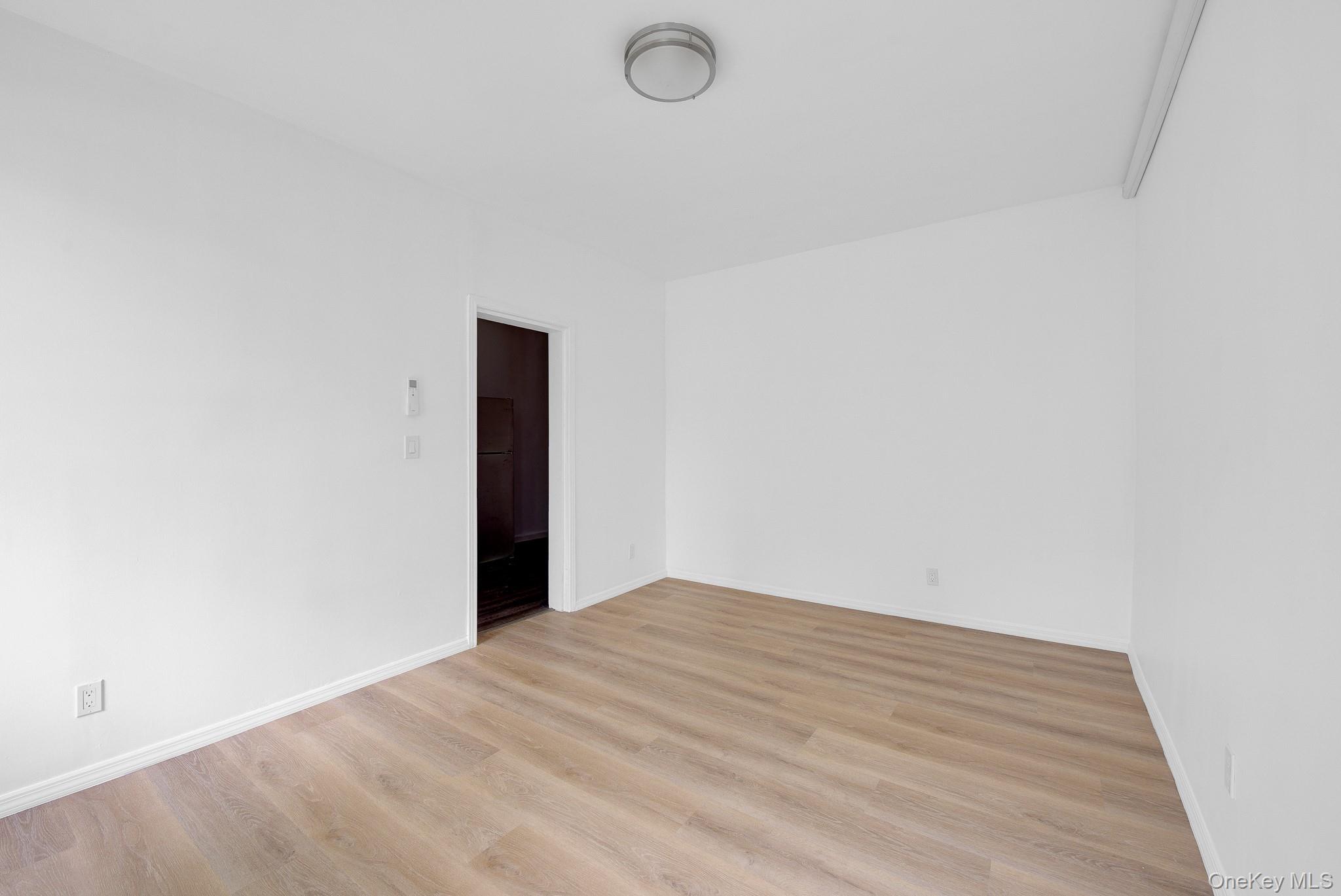 7111 68th Street Property Photo 15