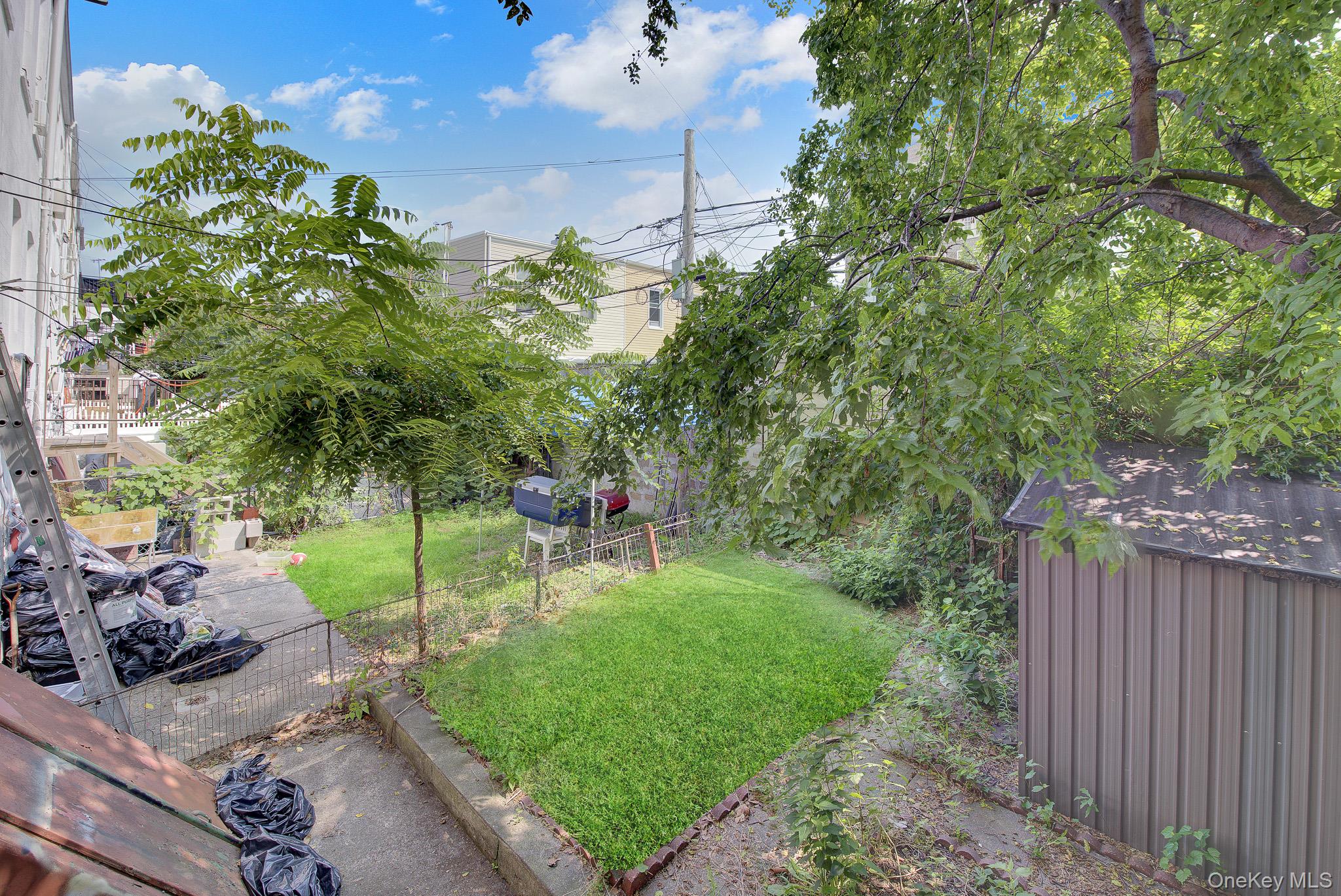 7111 68th Street Property Photo 16