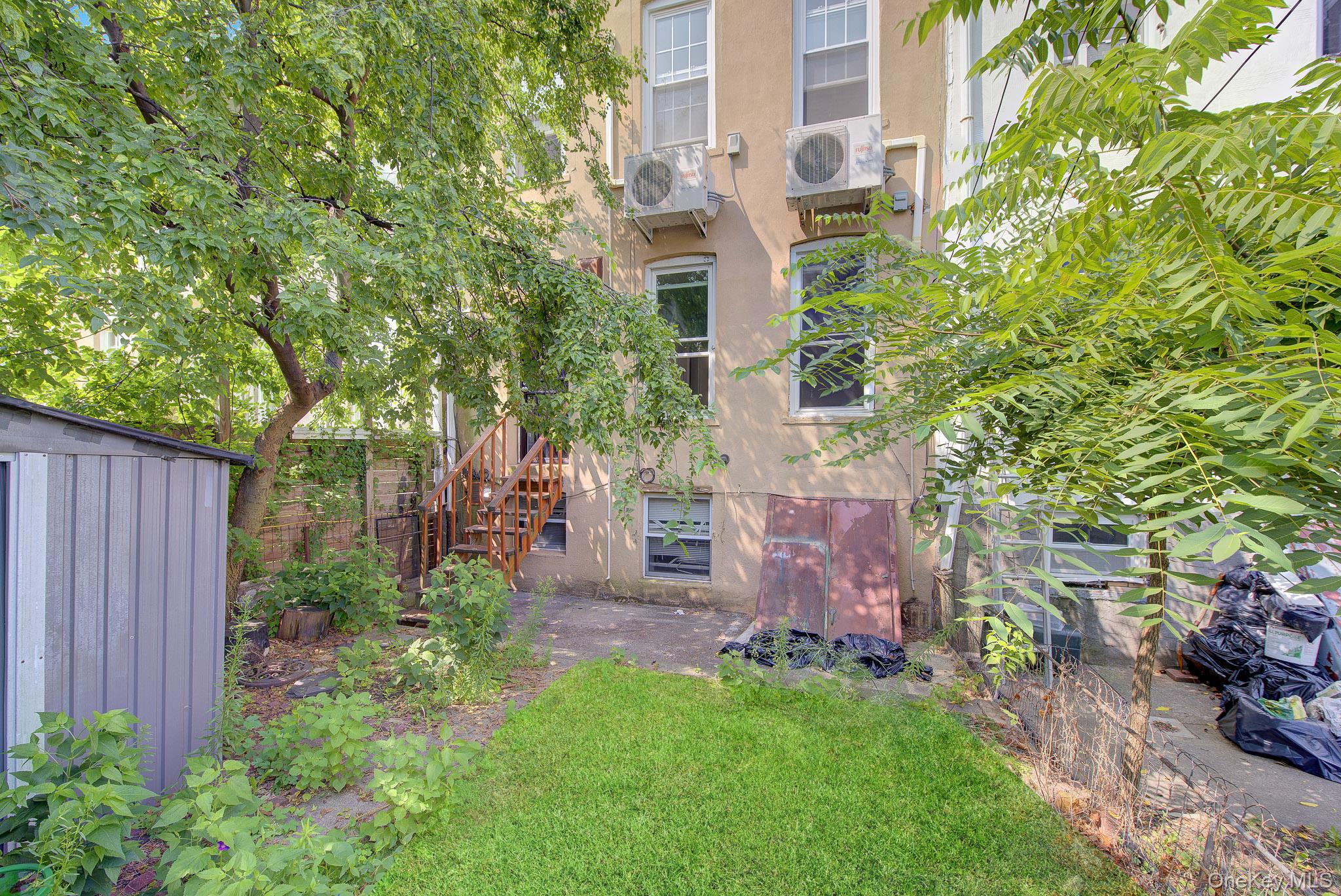 7111 68th Street Property Photo 18