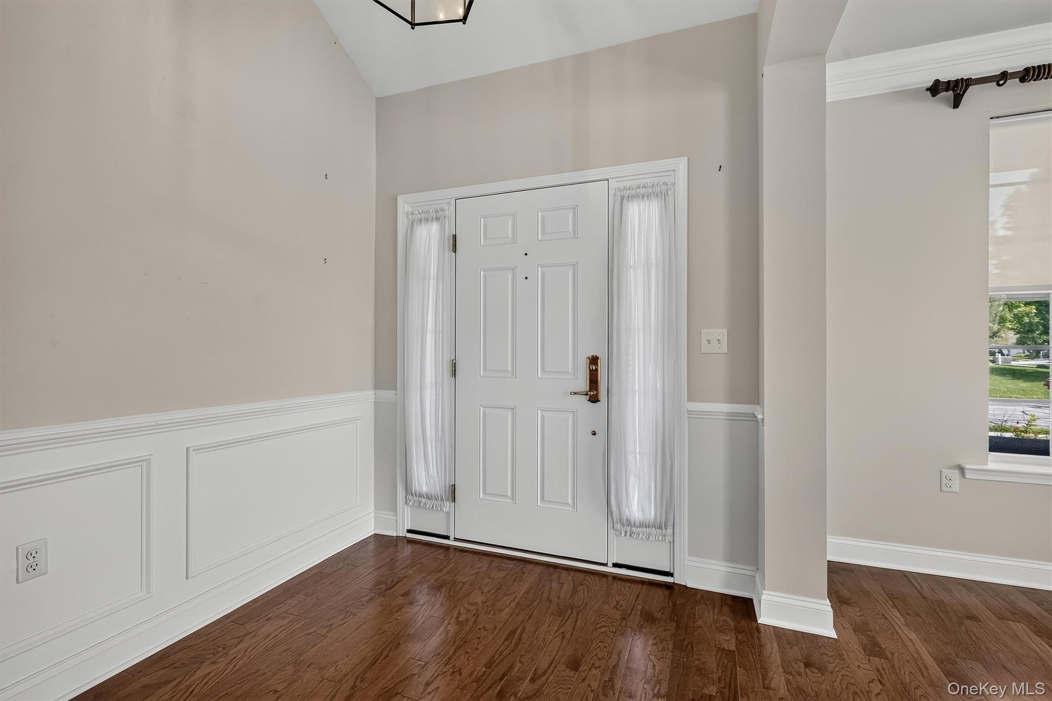 34 Hawthorne Drive Property Photo 4