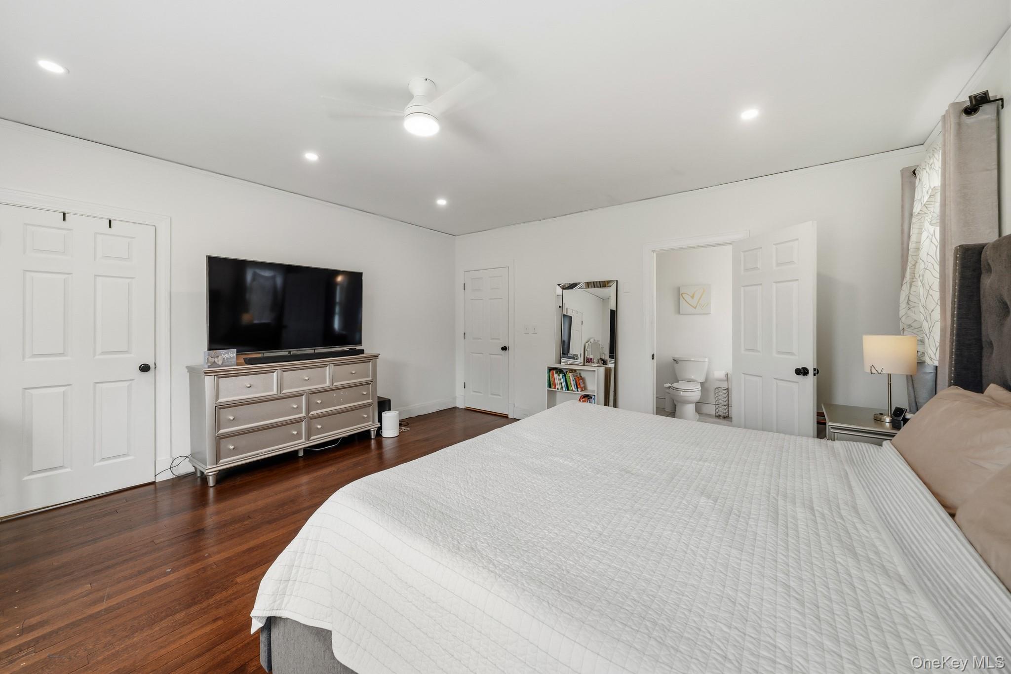 8 Bolton Place Property Photo 20