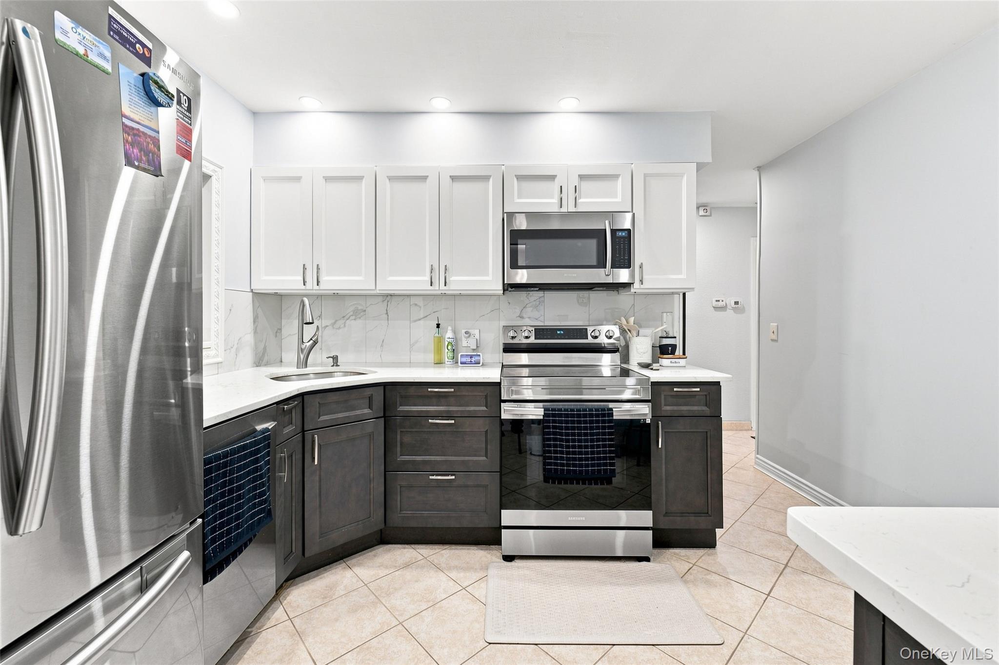 1230 Parkwood Drive Property Photo 6