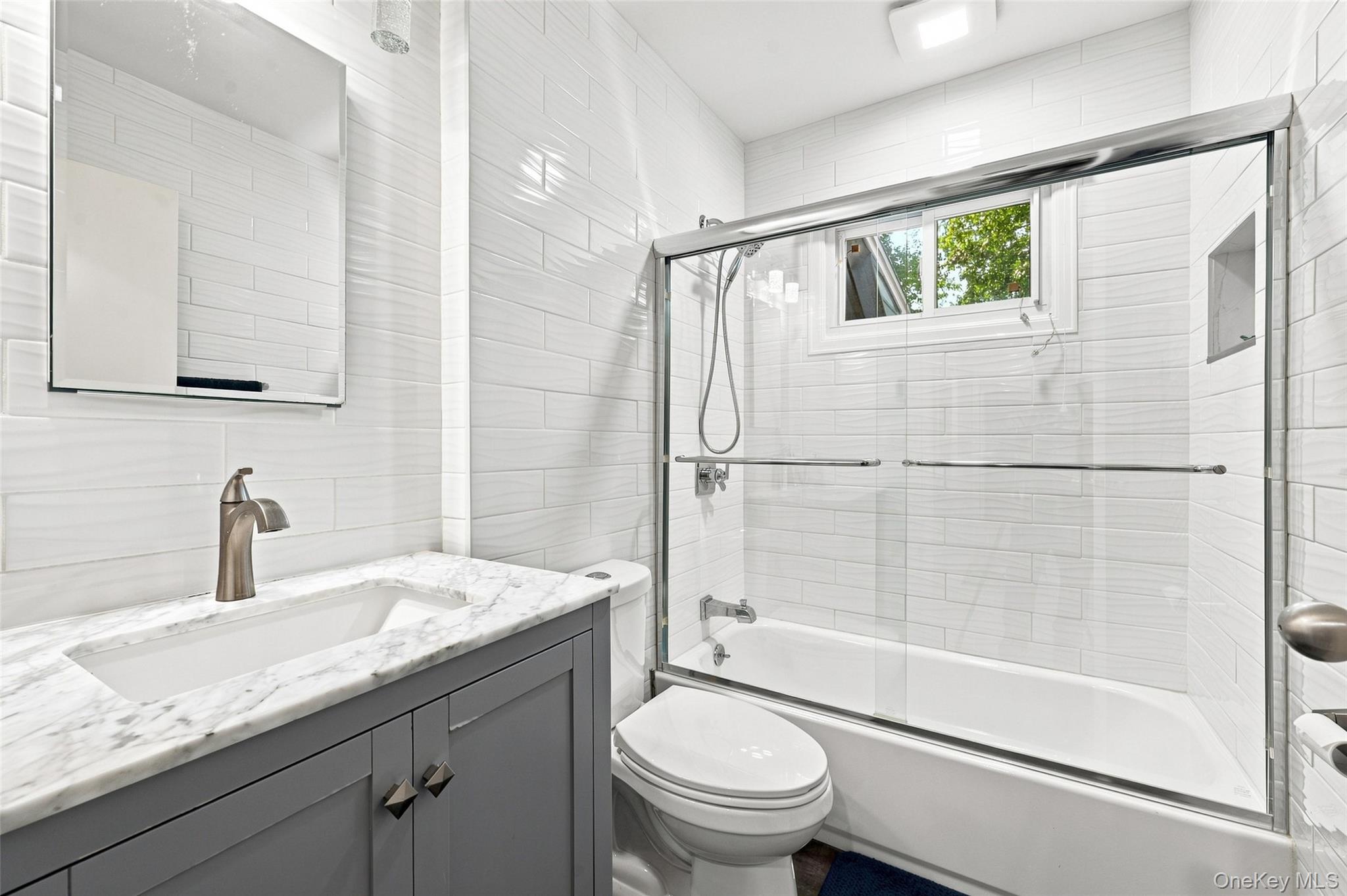 1230 Parkwood Drive Property Photo 12