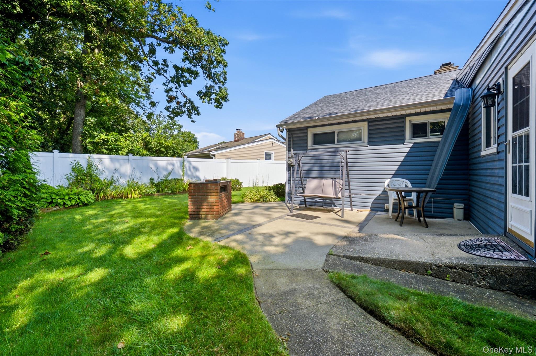 1230 Parkwood Drive Property Photo 17