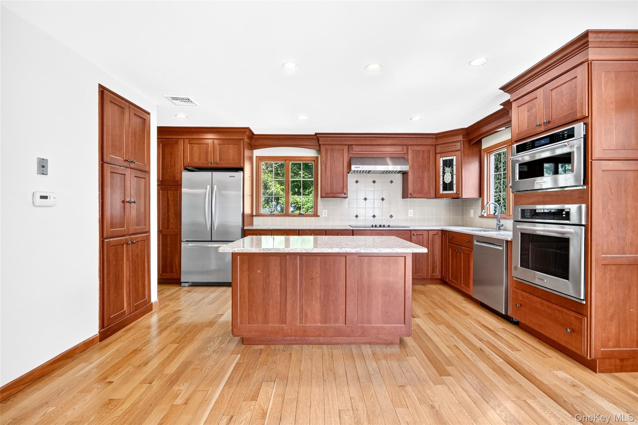 484 N Salem Road Property Photo 7