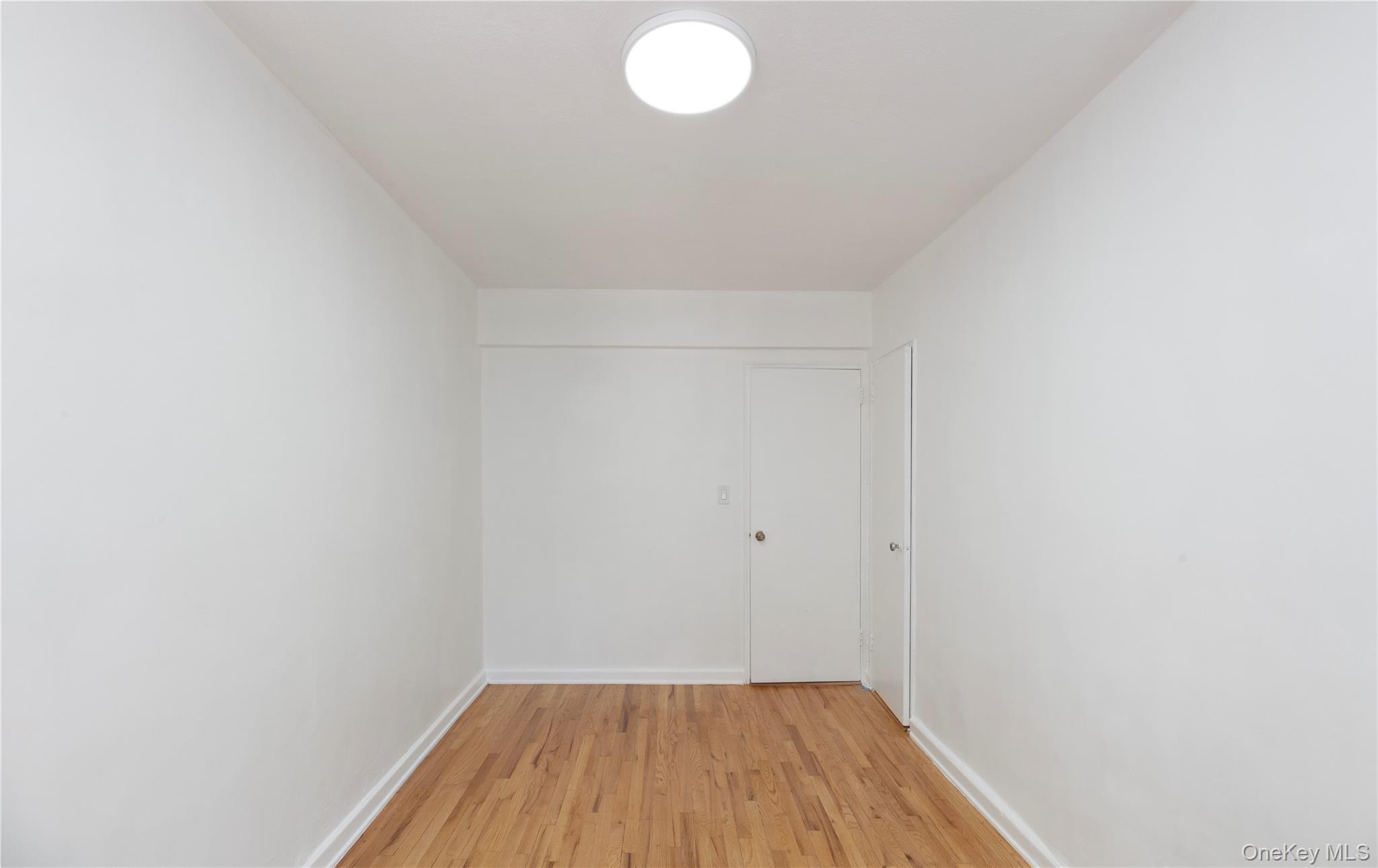 33-24 91 Street 4s Property Photo 26