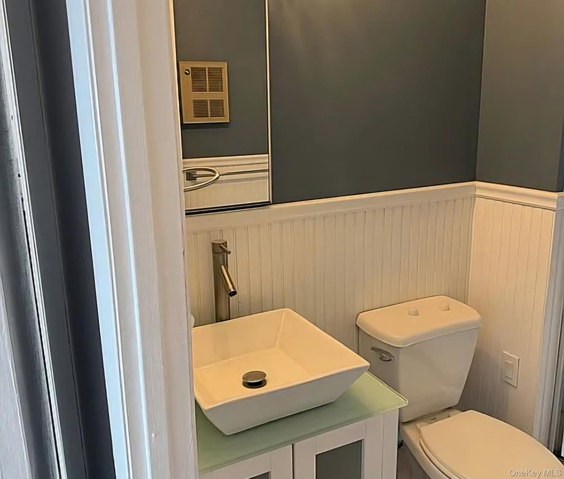 725 Miller Avenue 410 Property Photo 5