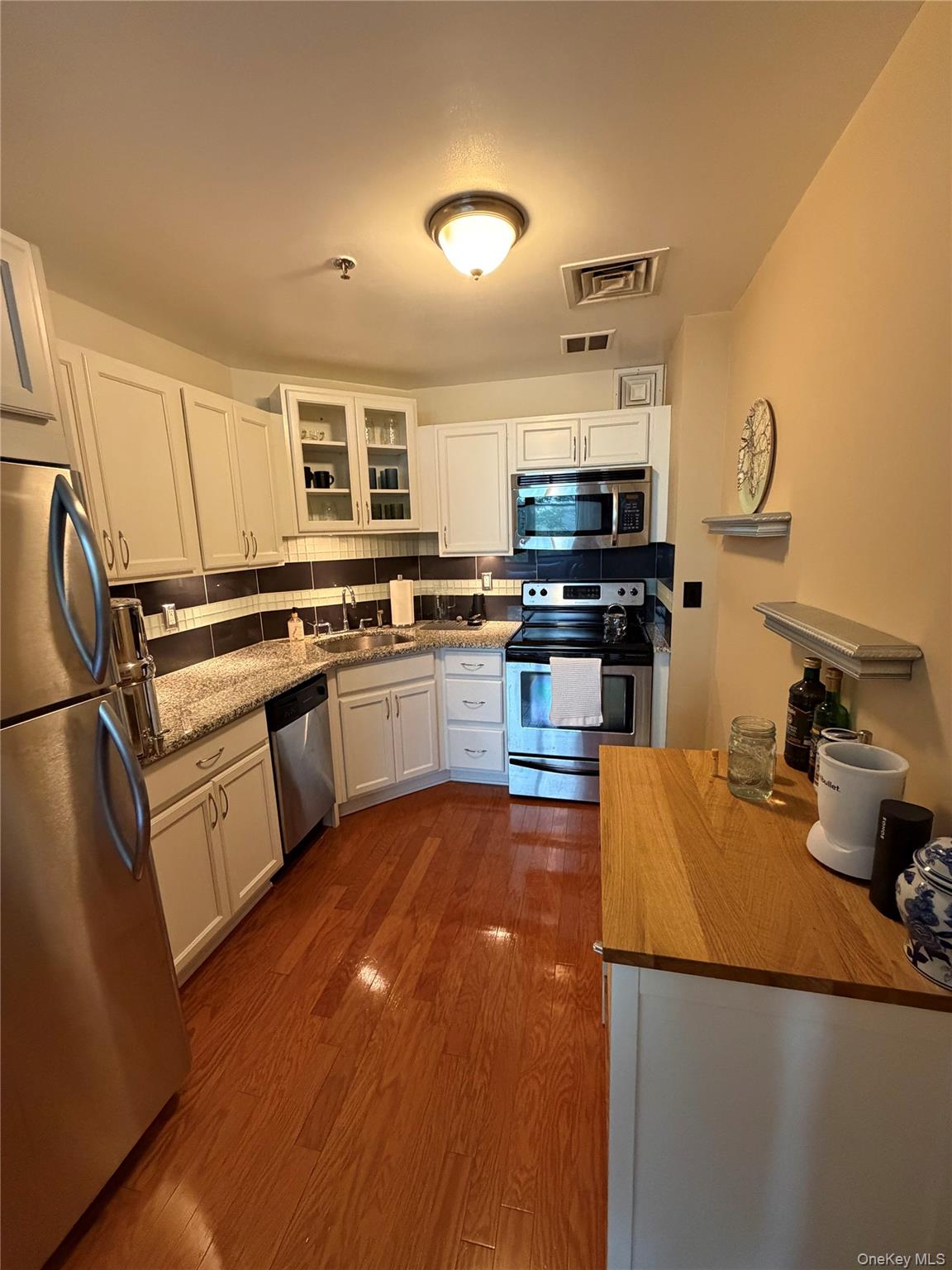 75 Mckinley Avenue B2-4 Property Photo 7