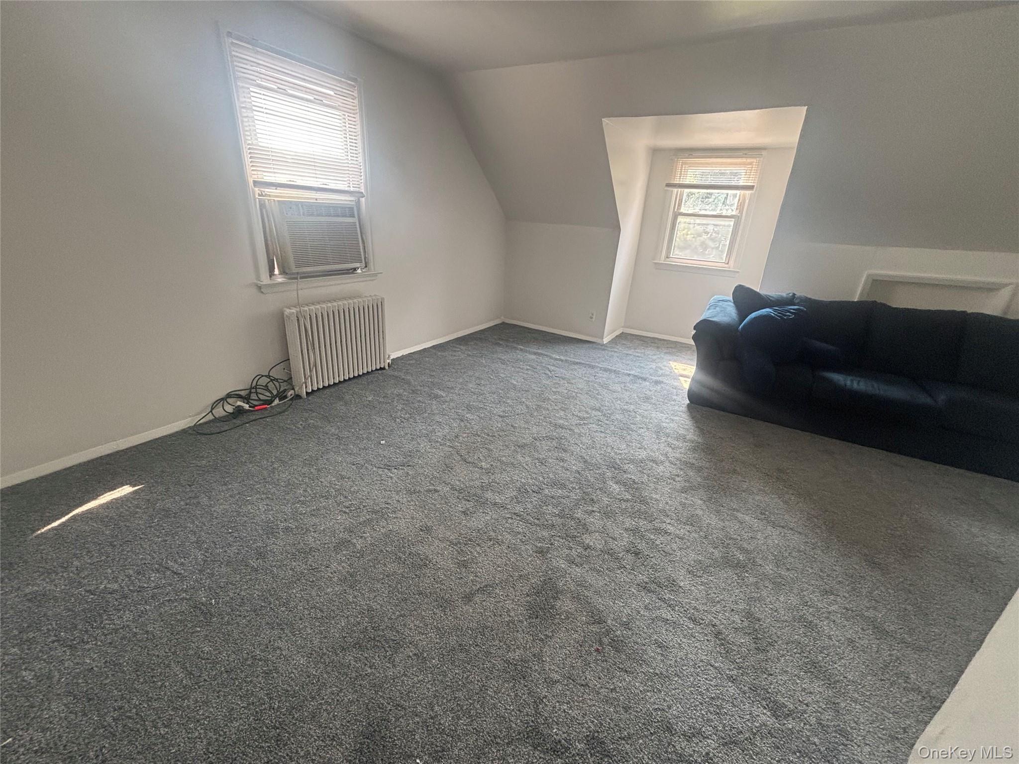 110 N Columbus Avenue Property Photo 5