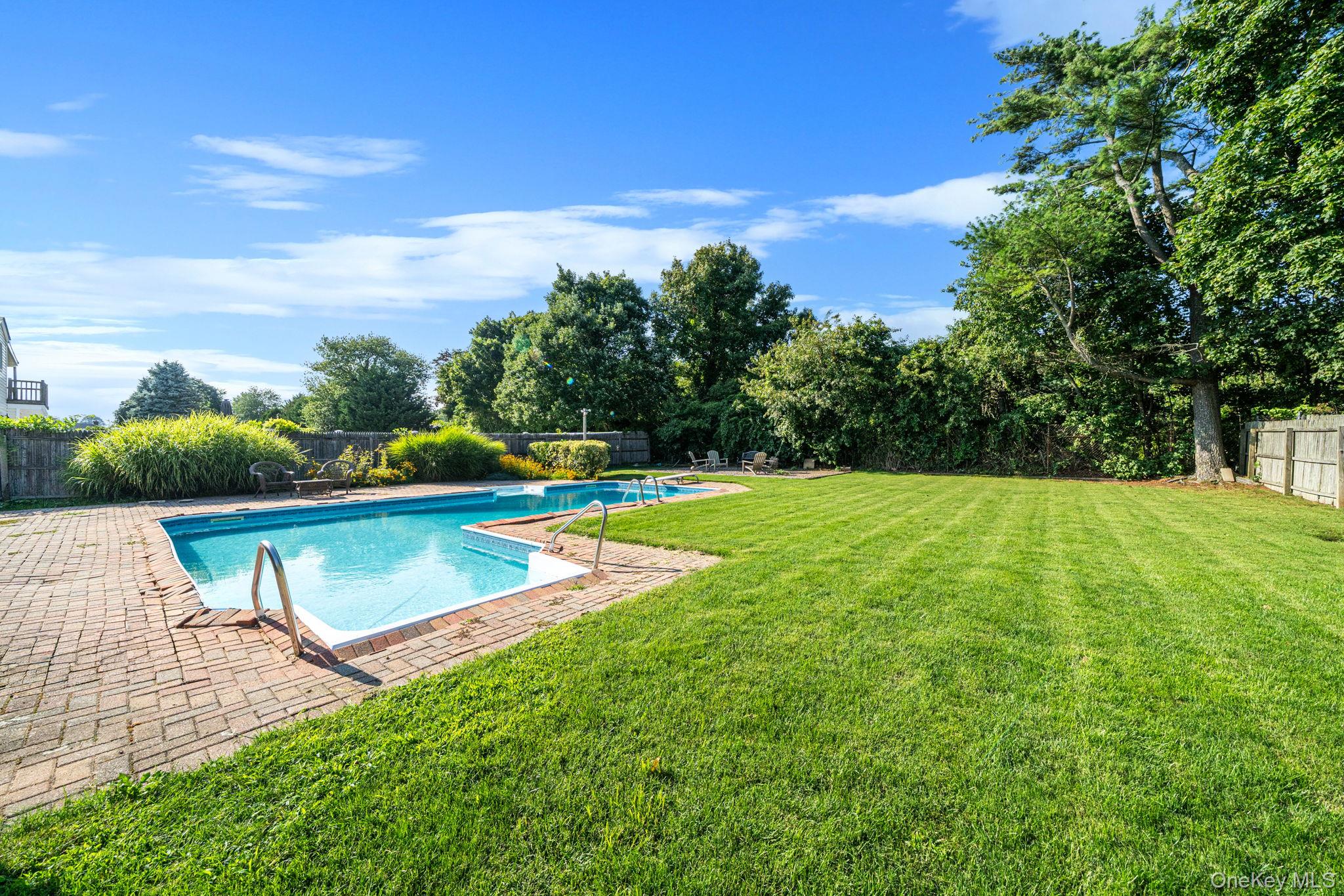 65 Sylvia Drive Property Photo 12