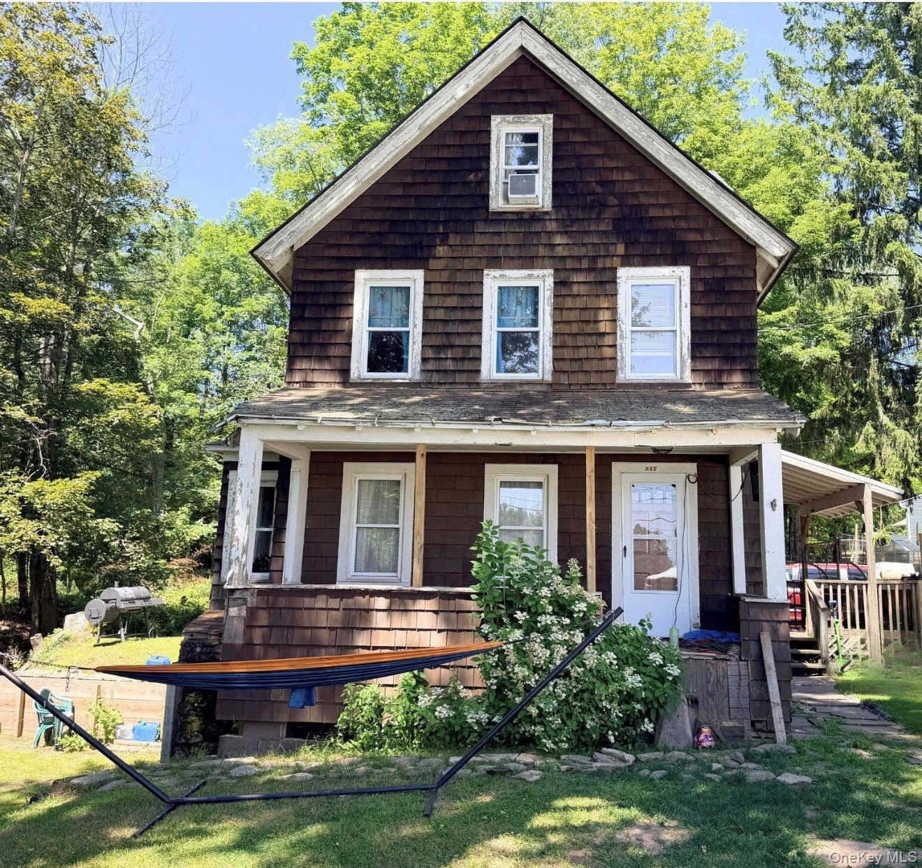 317 Chestnut Street Property Photo 1