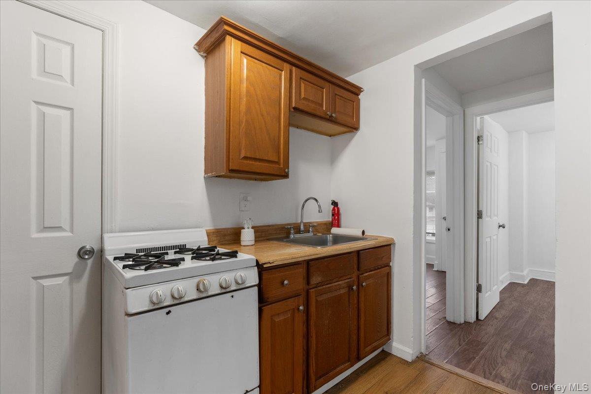 64 Stewart Avenue Property Photo 6
