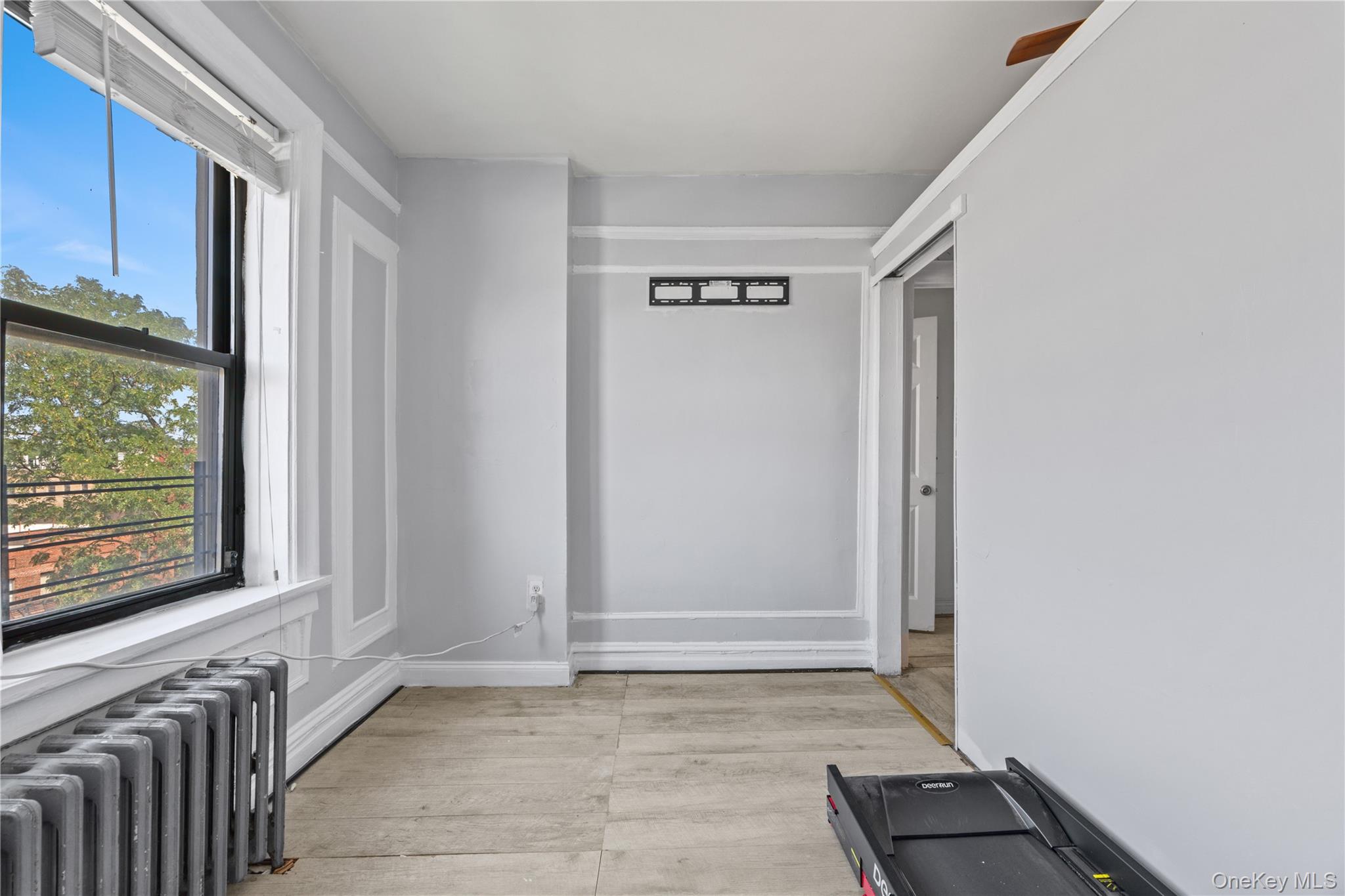 1015 Summit Avenue 4a Property Photo 11