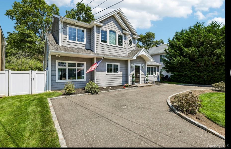 231 Koehl Street Property Photo 1