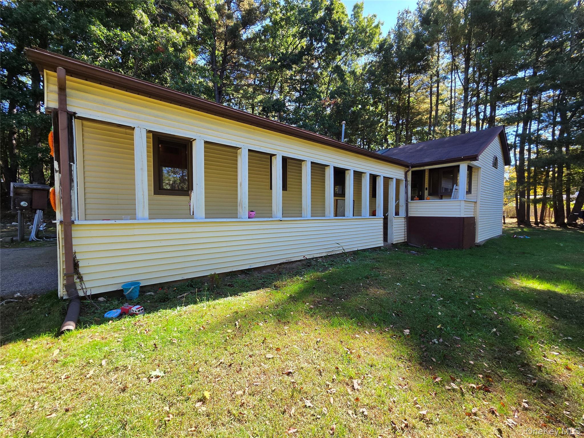 110 Foss Lane Property Photo 1