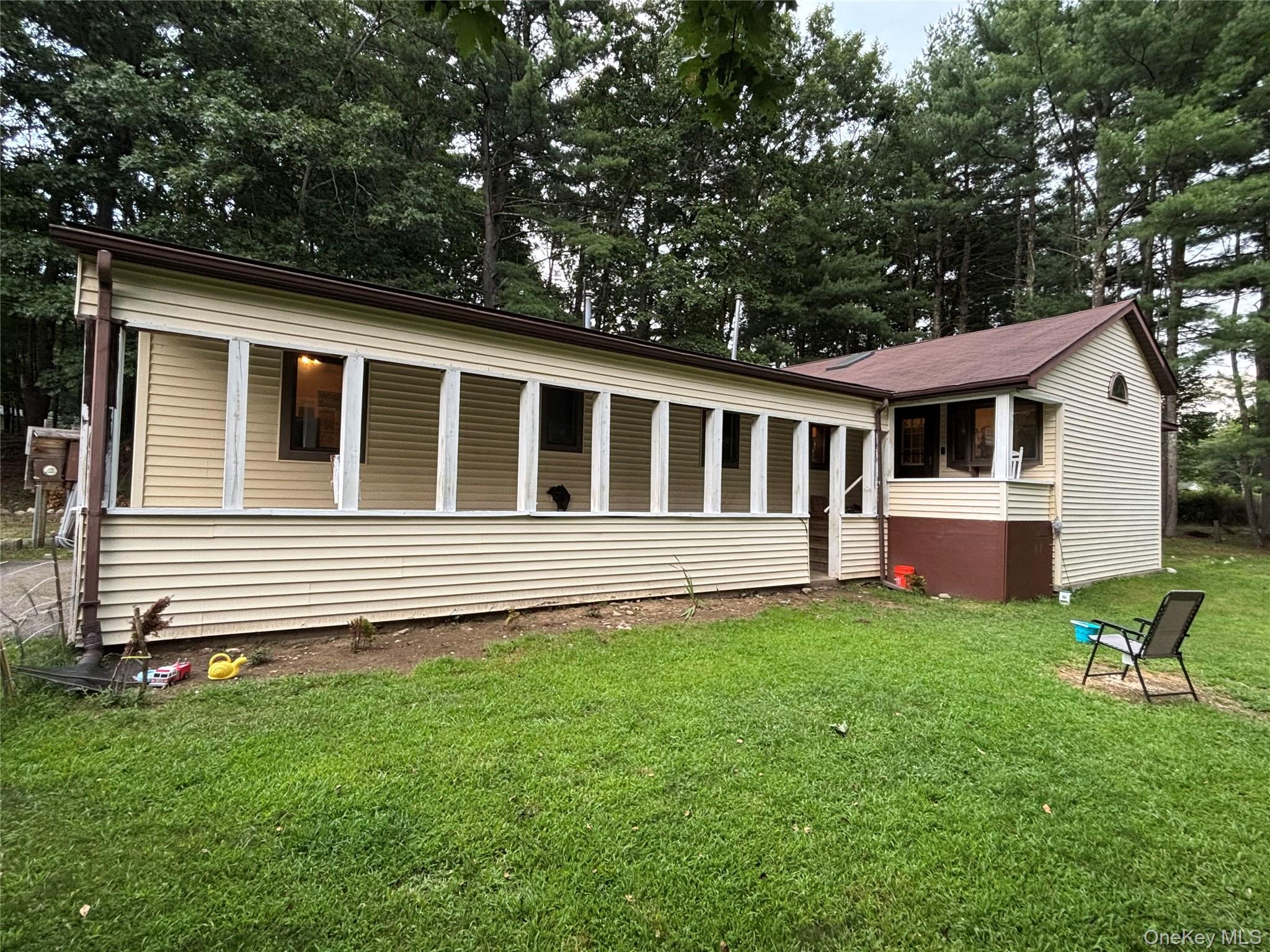 110 Foss Lane Property Photo 2