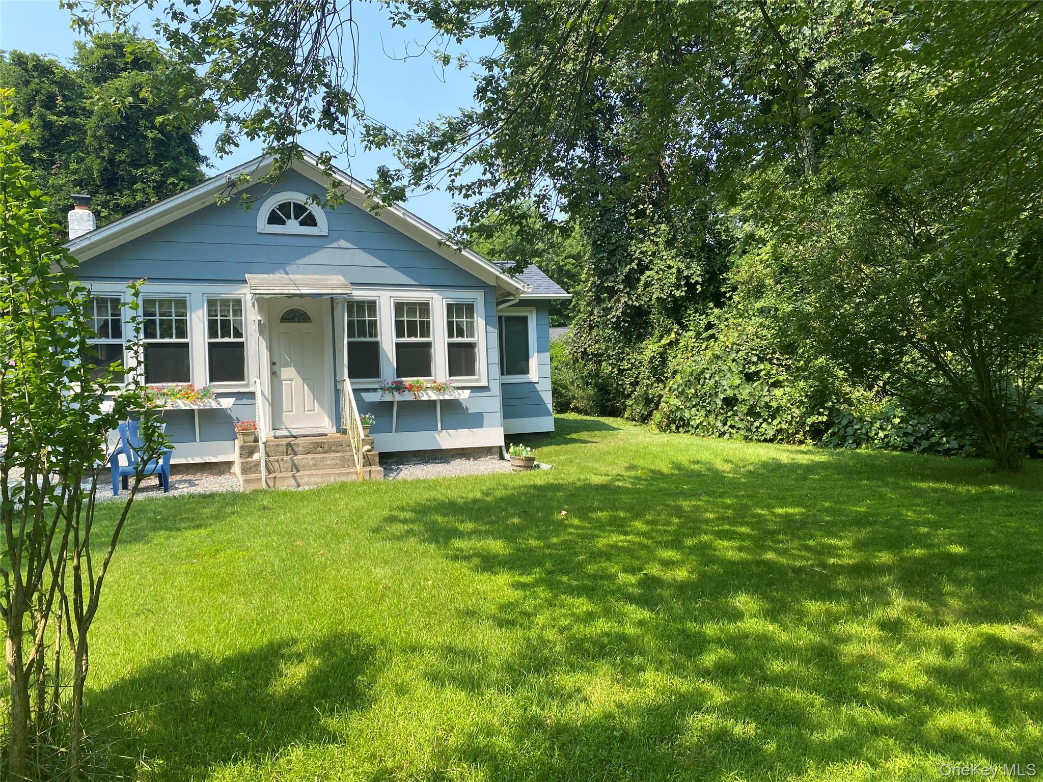 66 Longfellow Drive Property Photo 2