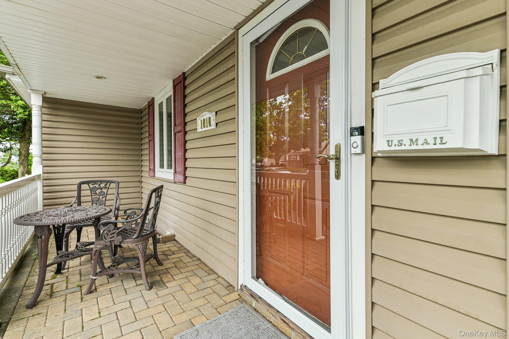 1010 Douglas Avenue Property Photo 3