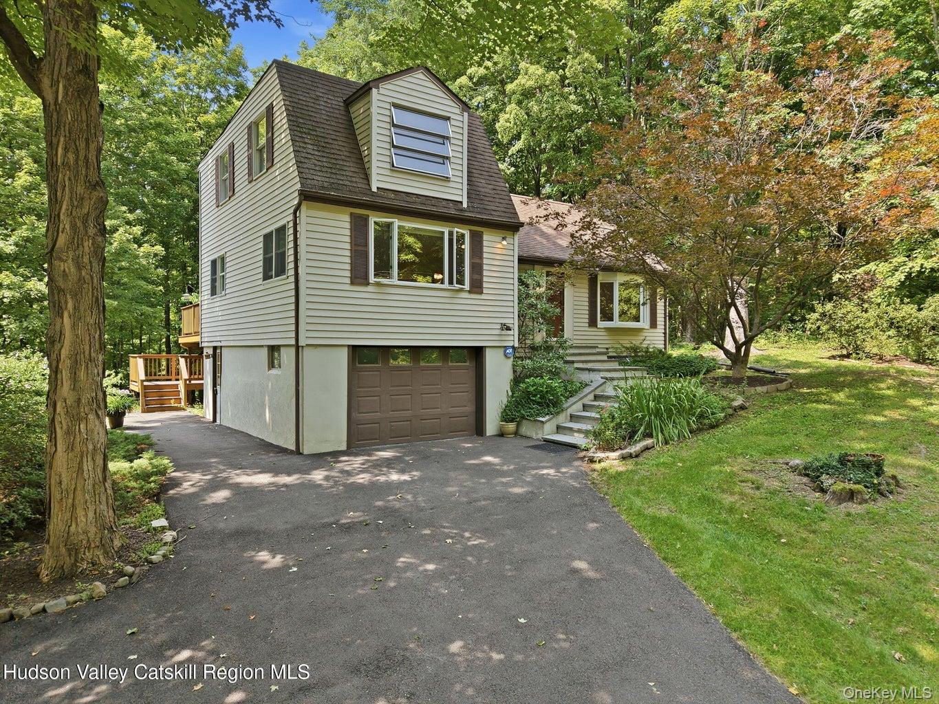 307 Old Kingston Road Property Photo 1