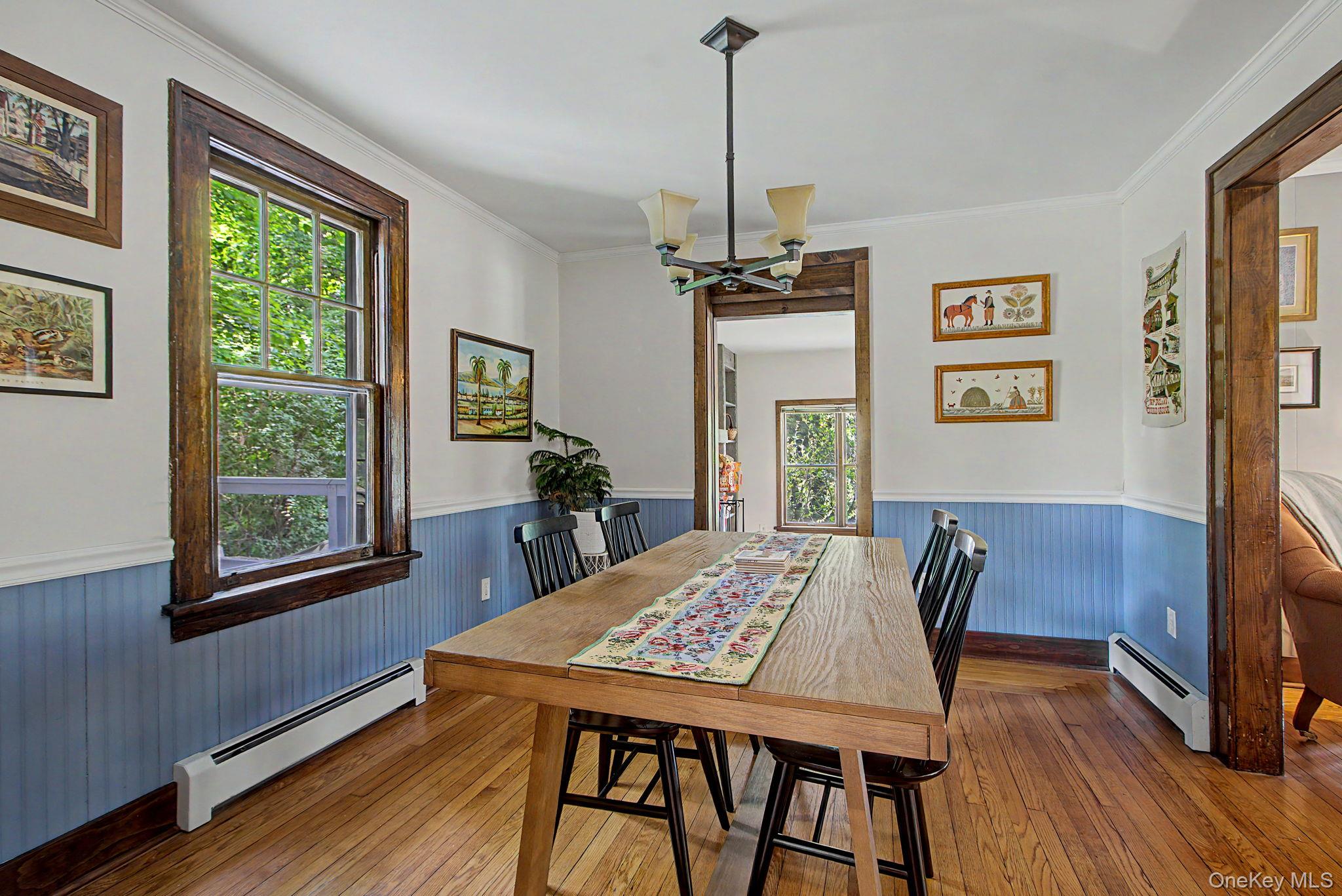 102 E Market Street Property Photo 17