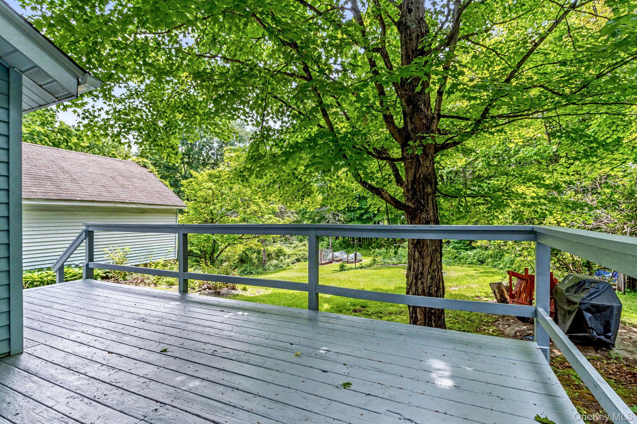 102 E Market Street Property Photo 41