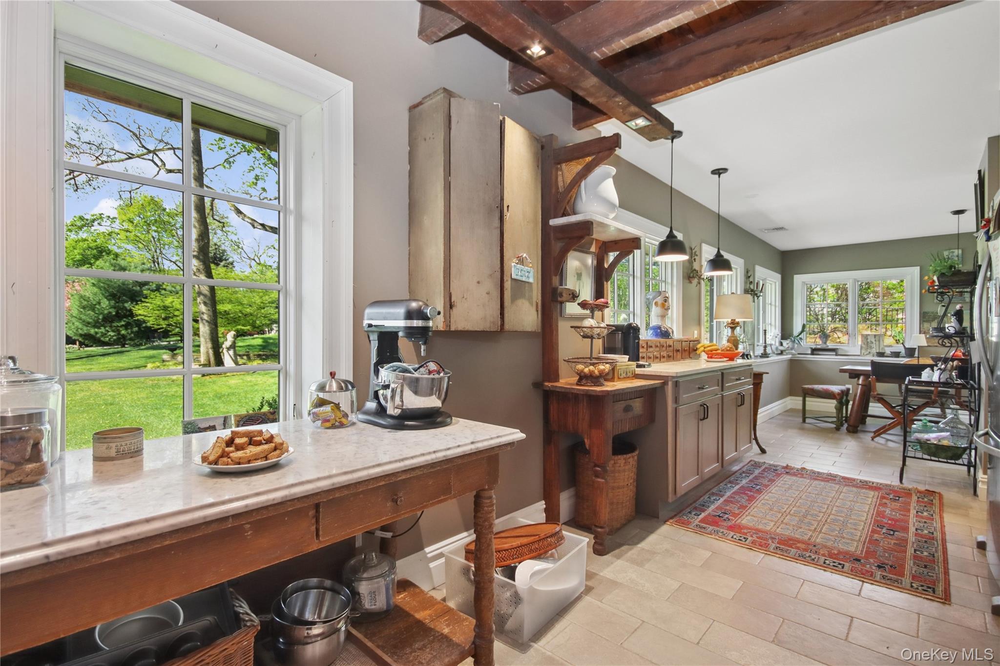 8 N Wodenethe Drive Property Photo 13