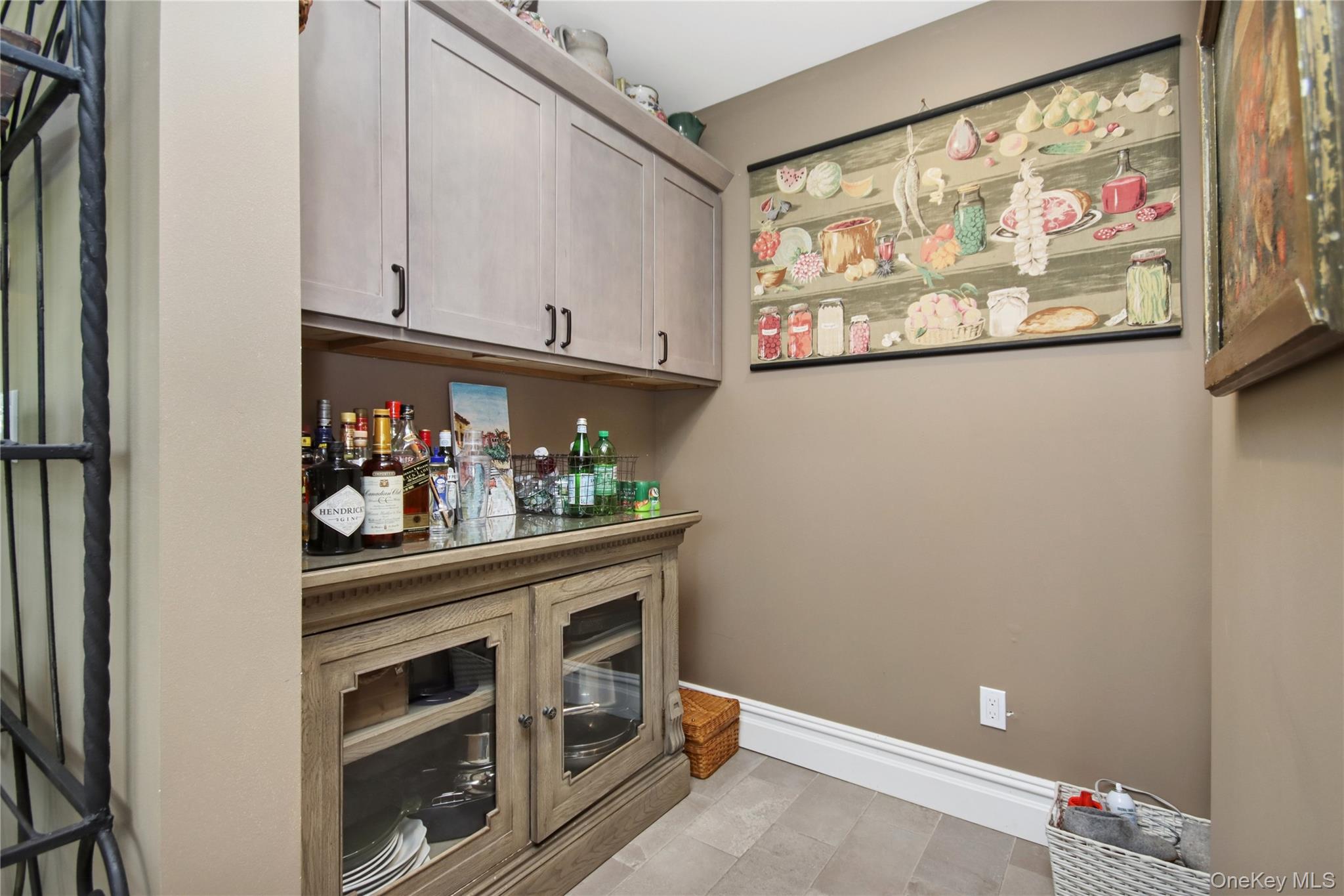 8 N Wodenethe Drive Property Photo 14