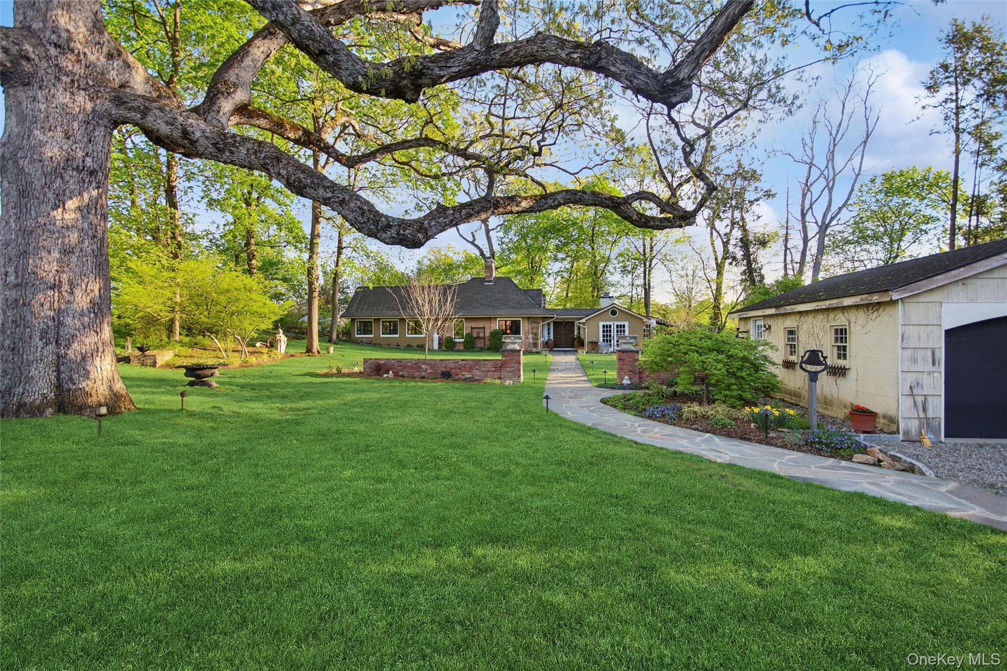 8 N Wodenethe Drive Property Photo 28