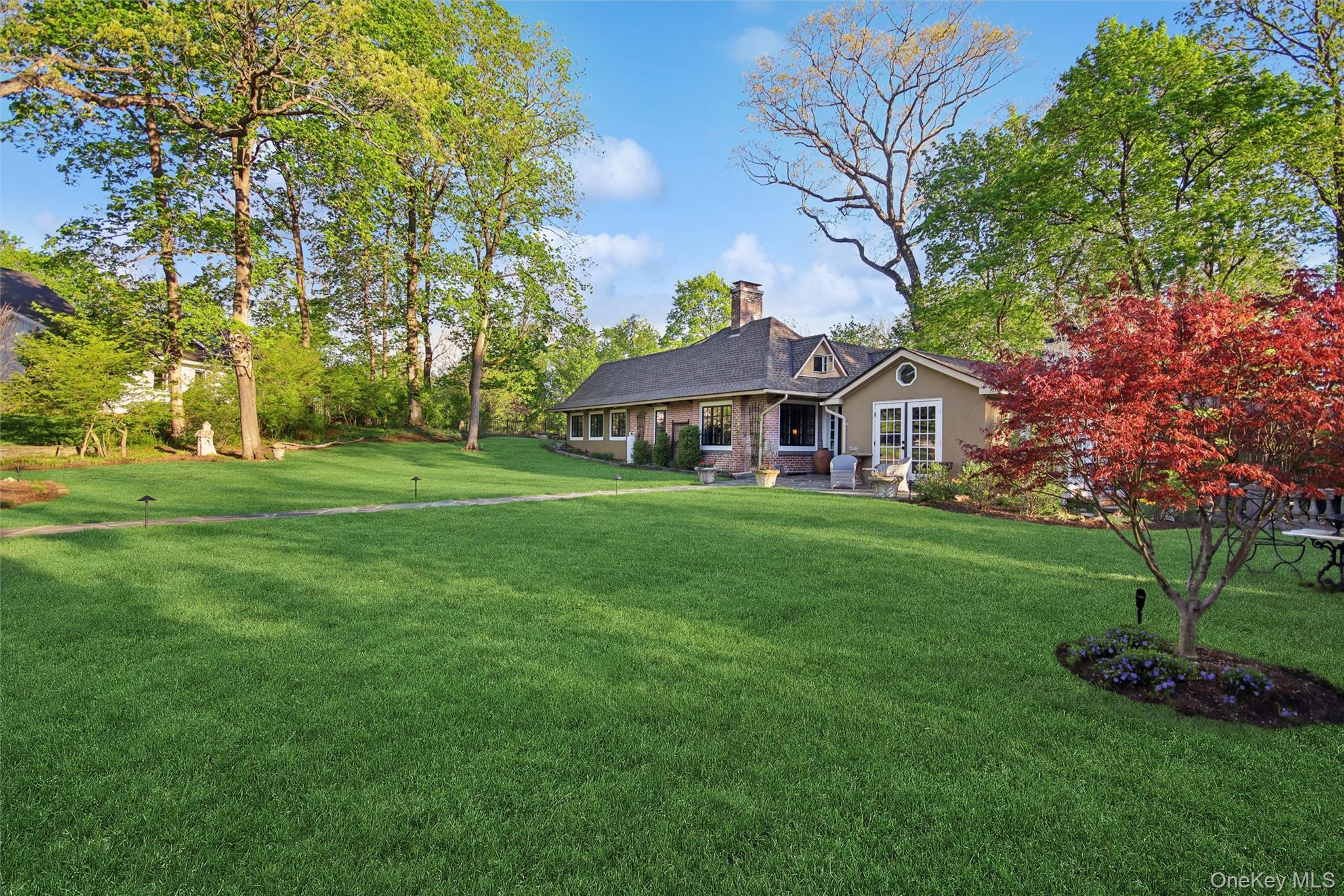 8 N Wodenethe Drive Property Photo 29