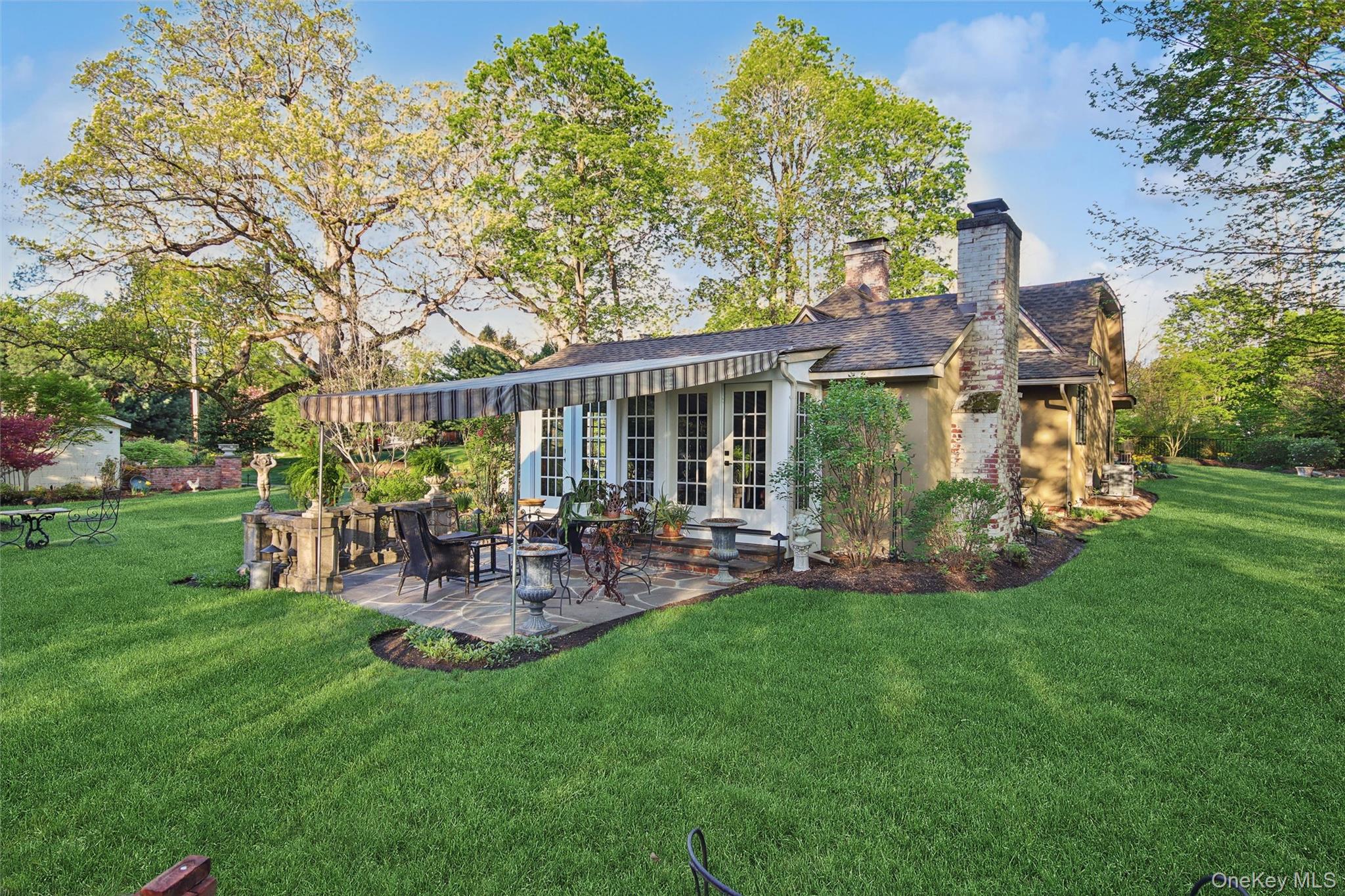 8 N Wodenethe Drive Property Photo 32