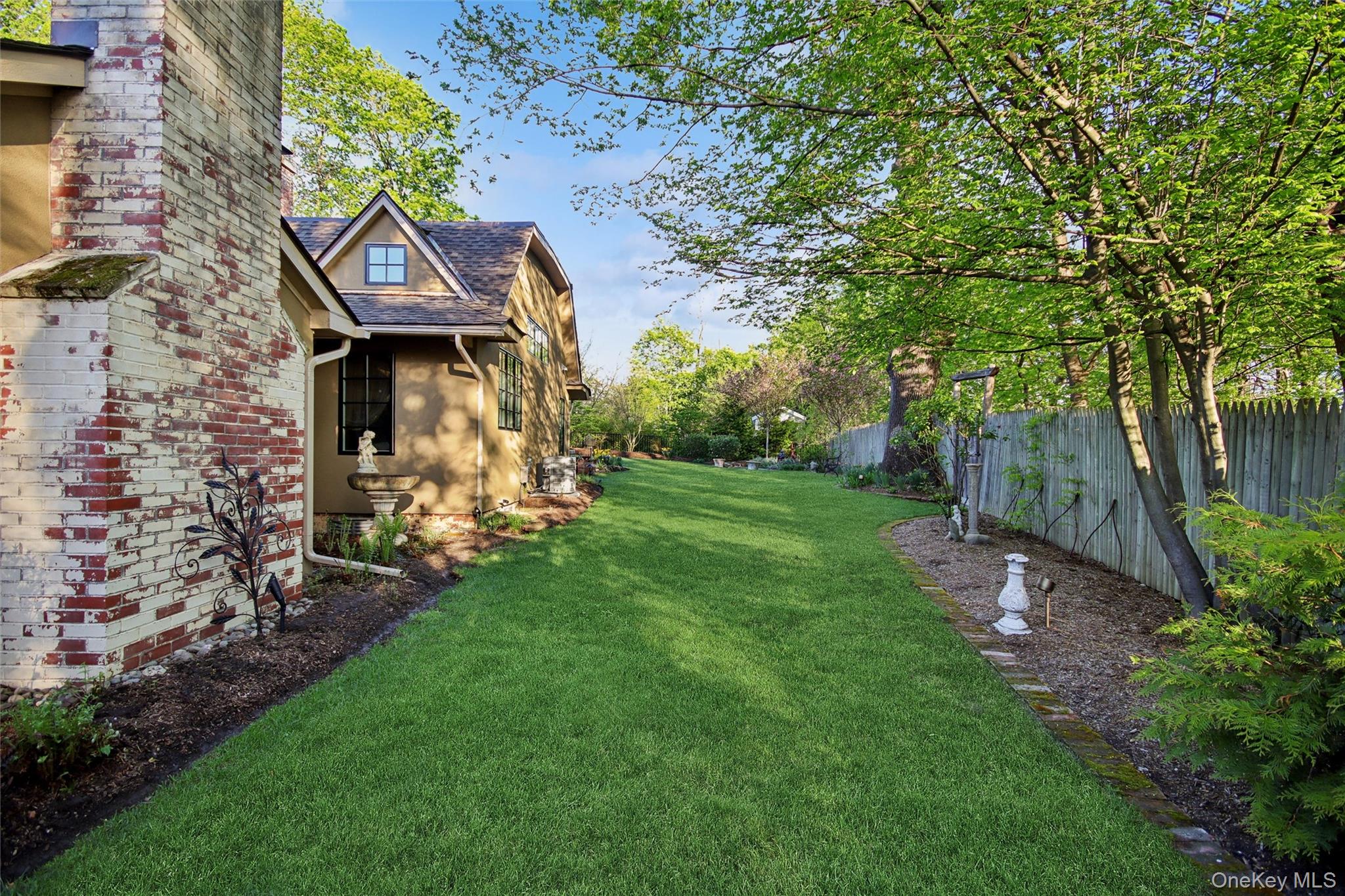 8 N Wodenethe Drive Property Photo 35