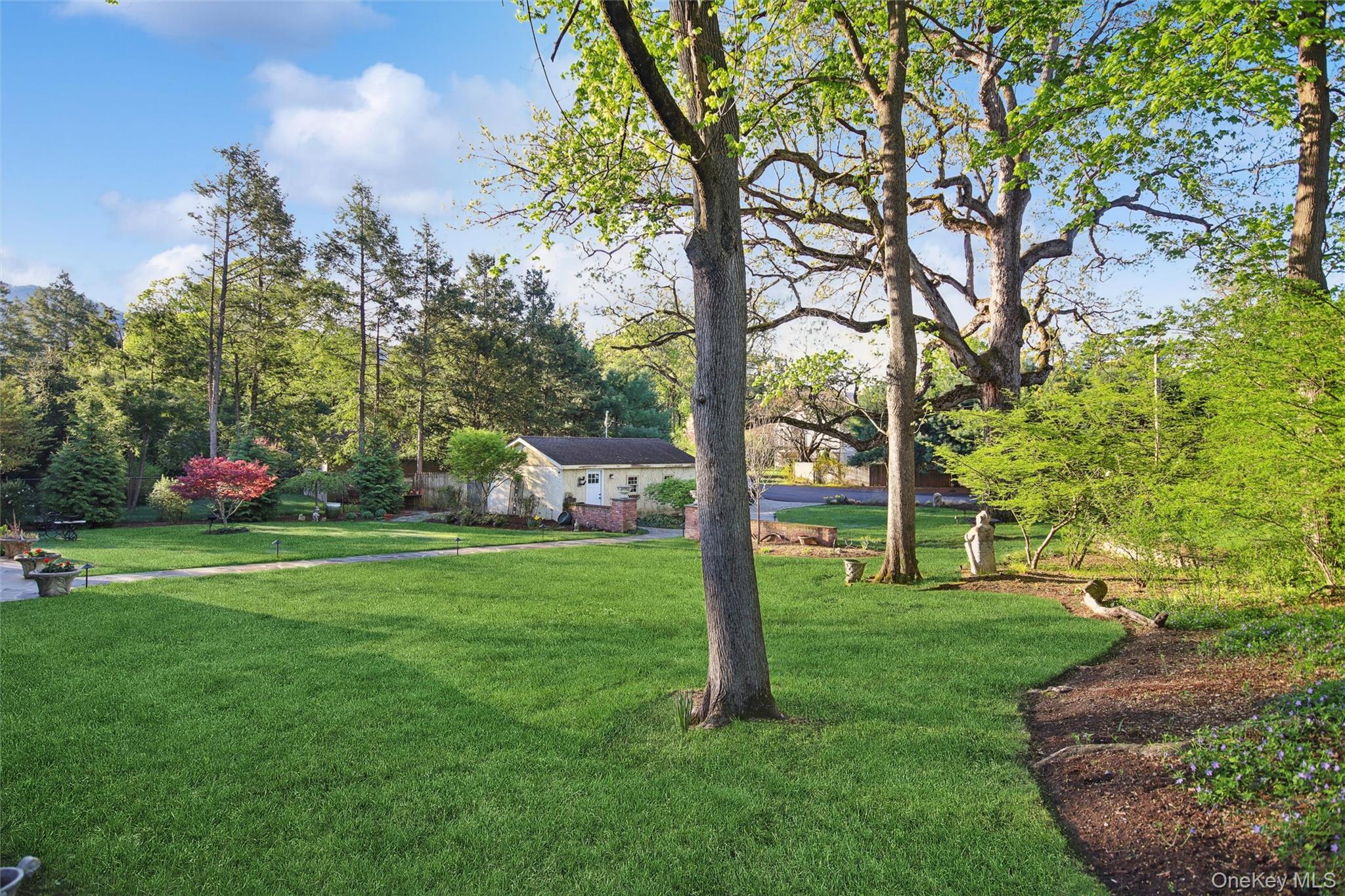 8 N Wodenethe Drive Property Photo 41