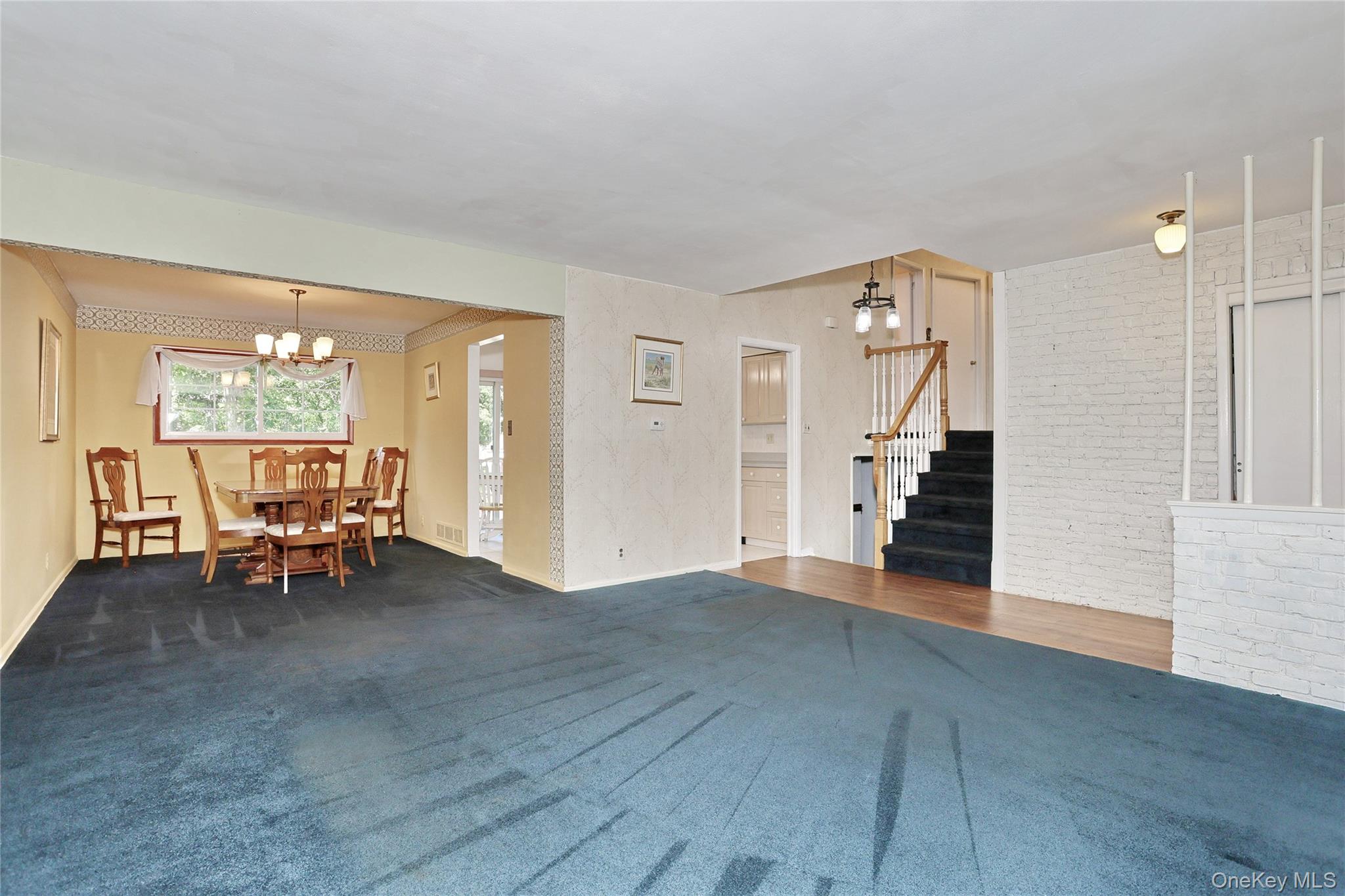 24 Scott Drive Property Photo 5